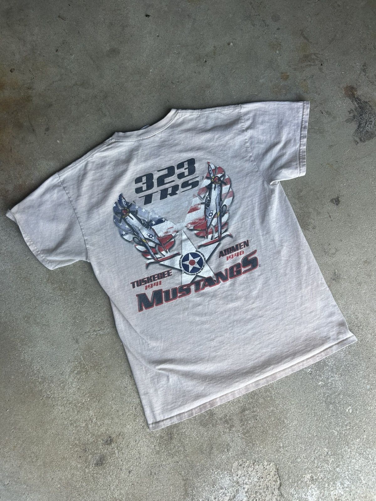 Vintage Vintage tan US Air Force T shirt Size US M / EU 48-50 / 2 - 1 Thumbnail