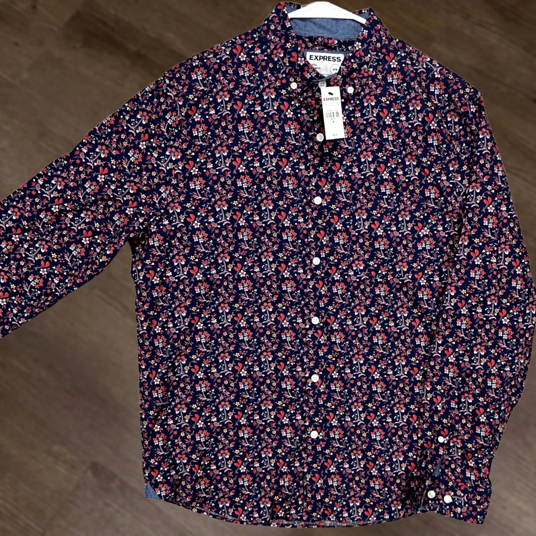 Express Express Button-Up Shirt Mens Medium Navy Blue Red Floral Short Sleeve NEW Size US M / EU 48-50 / 2 - 1 Thumbnail