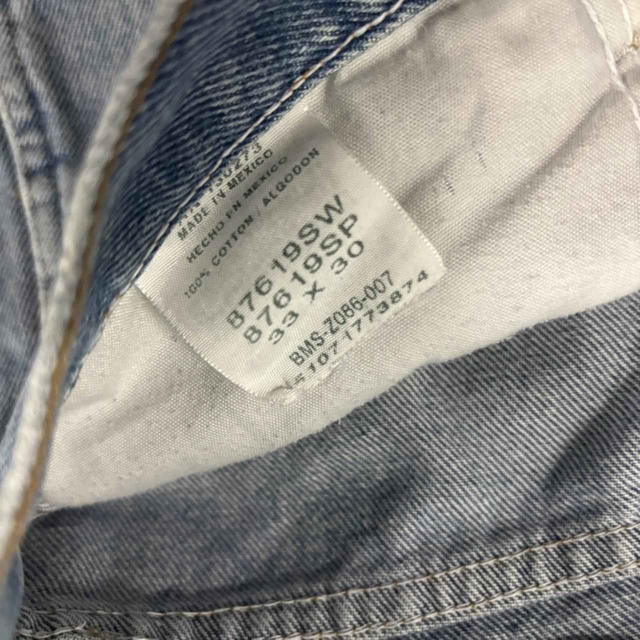 Vintage Crazy Vintage Y2K/2000s Grunge Faded Light Wash Distressed Denim Jeans! 33x30 Size US 33 - 8 Thumbnail