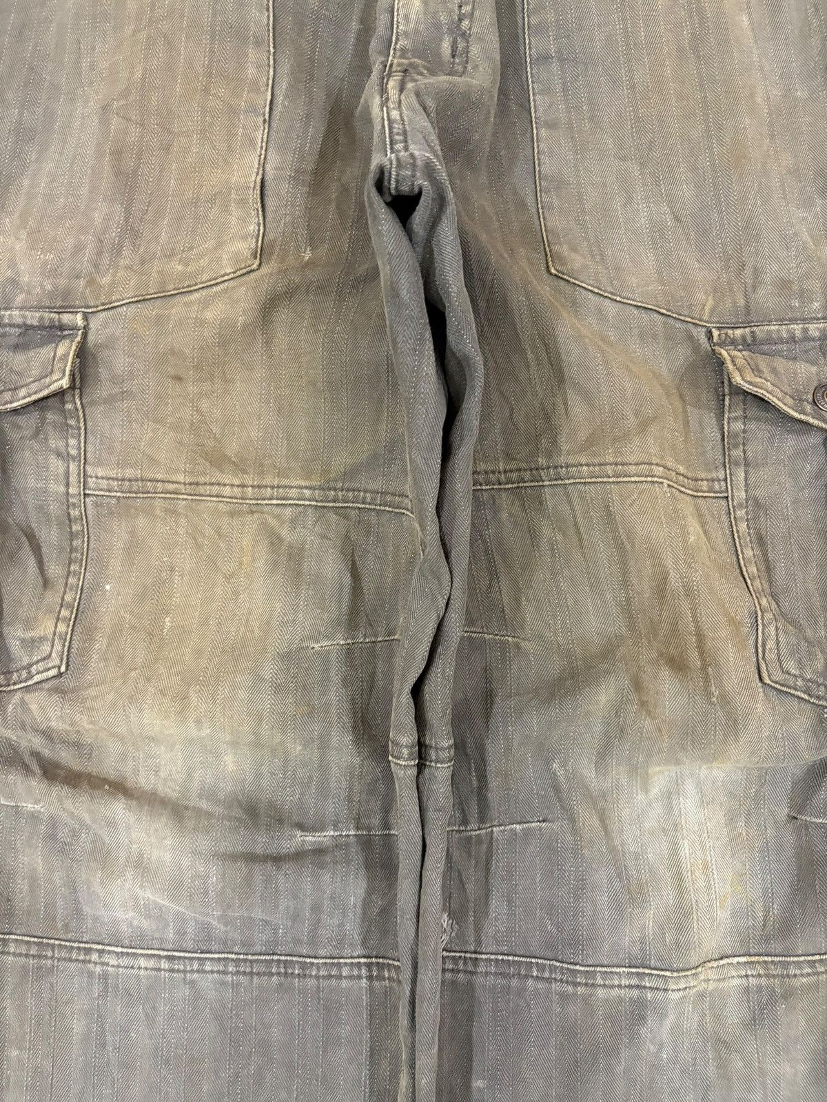 Japanese Brand Vintage Japanese Brand Rusty Wash Distress Baggy Cargo Jeans Size US 31 - 5 Thumbnail
