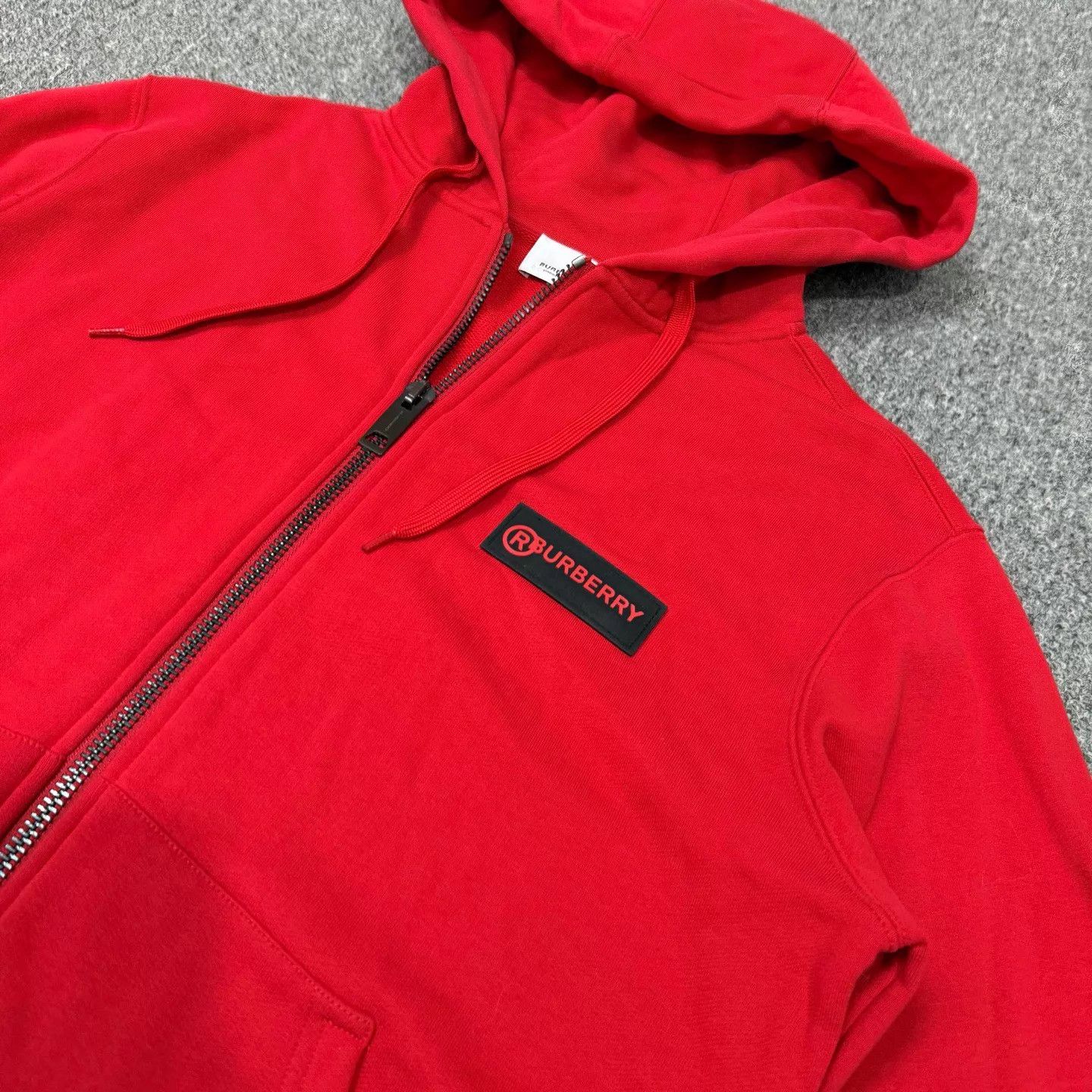 Burberry Burberry red check logo zip hood cardy S 99new Size US S / EU 44-46 / 1 - 3 Thumbnail