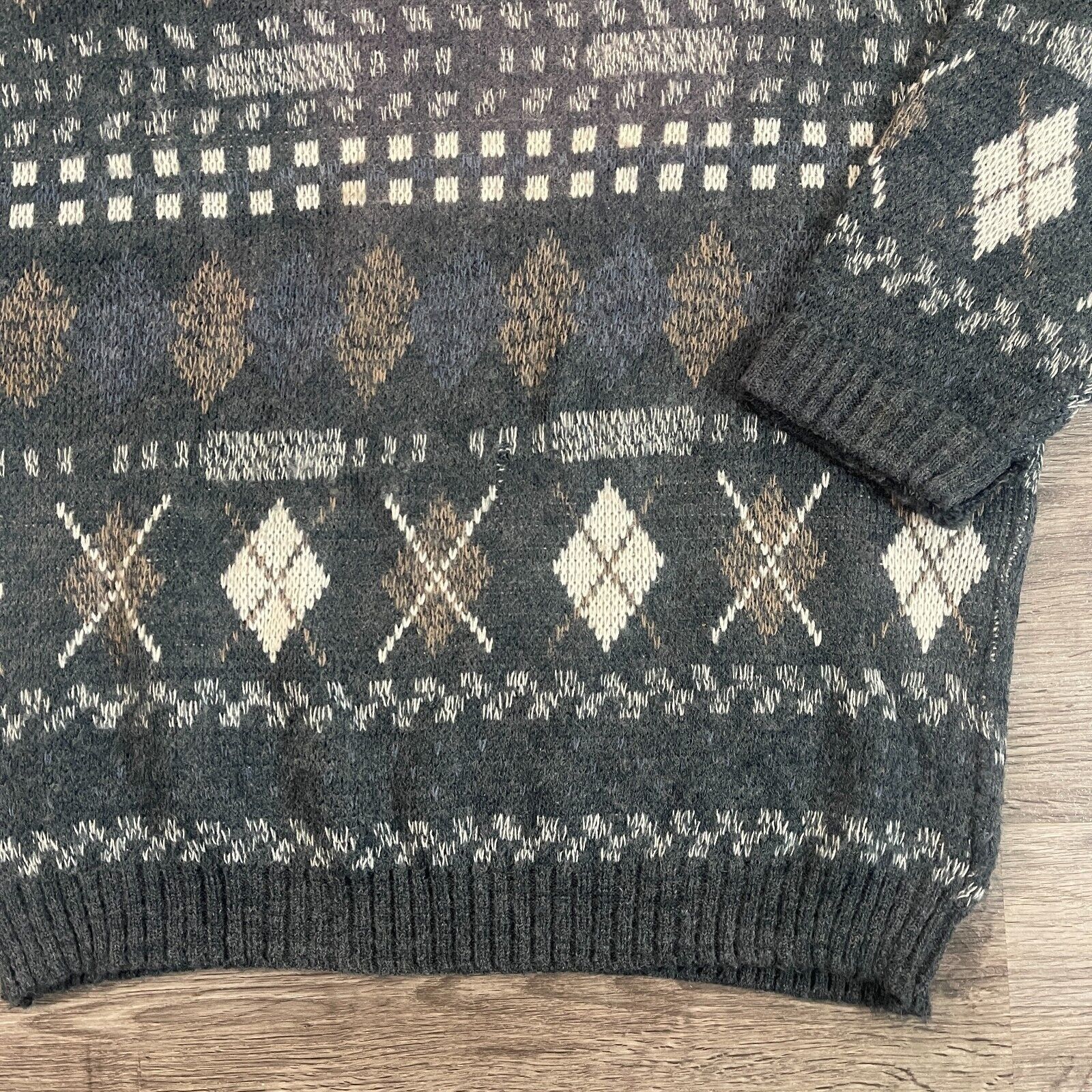 Vintage Vintage 90s Method Gray White Blue Geometric DadCore Sweater Size US L / EU 52-54 / 3 - 2 Preview