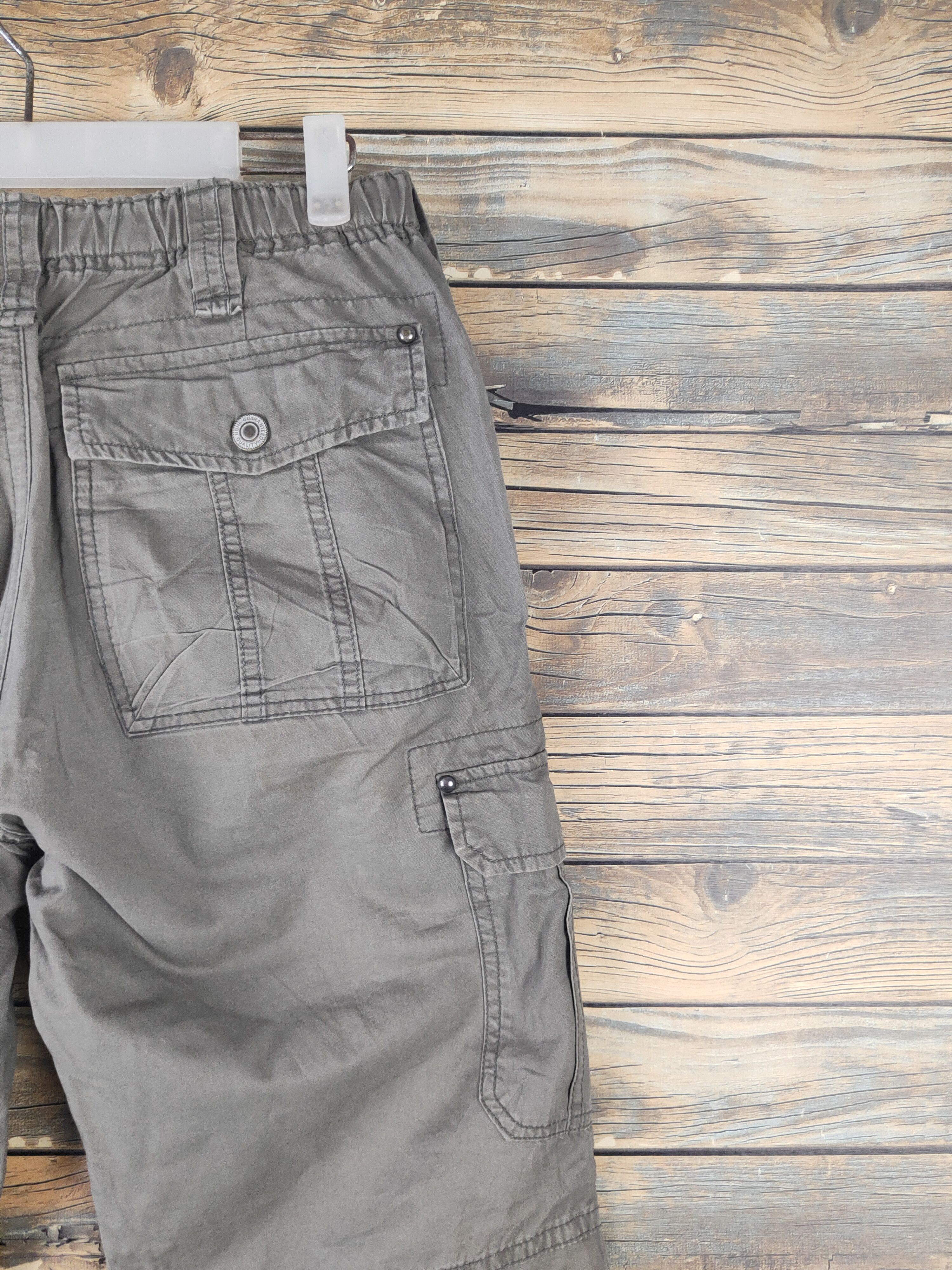 Japanese Brand DL Japanese Brand Olive Multipocket Cargo Pants #1646 Size US 29 - 10 Thumbnail