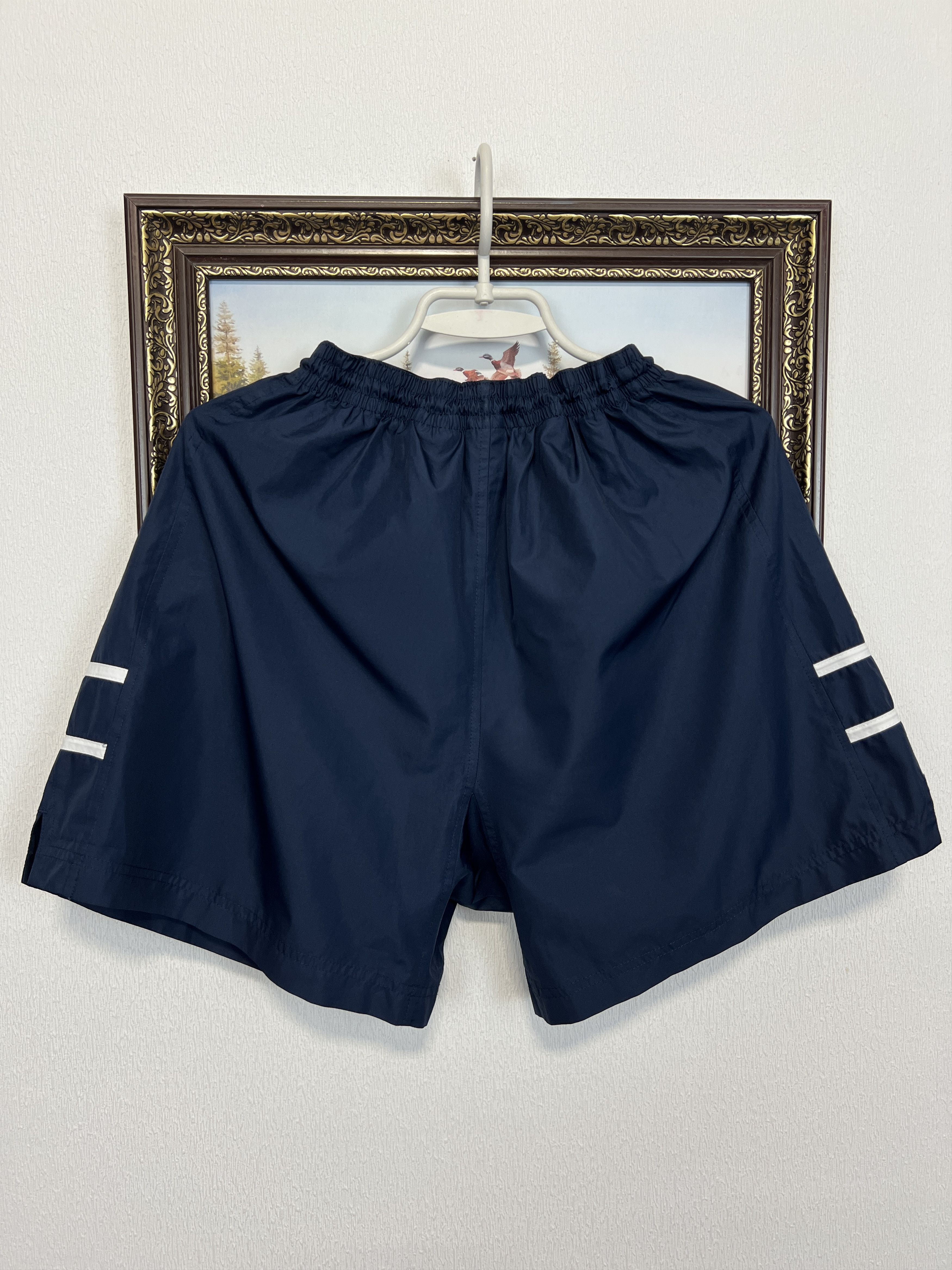 Nike Vintage Nike Sunderland Shorts Football Soccer Athletic Rare Size US 32 / EU 48 - 8 Thumbnail