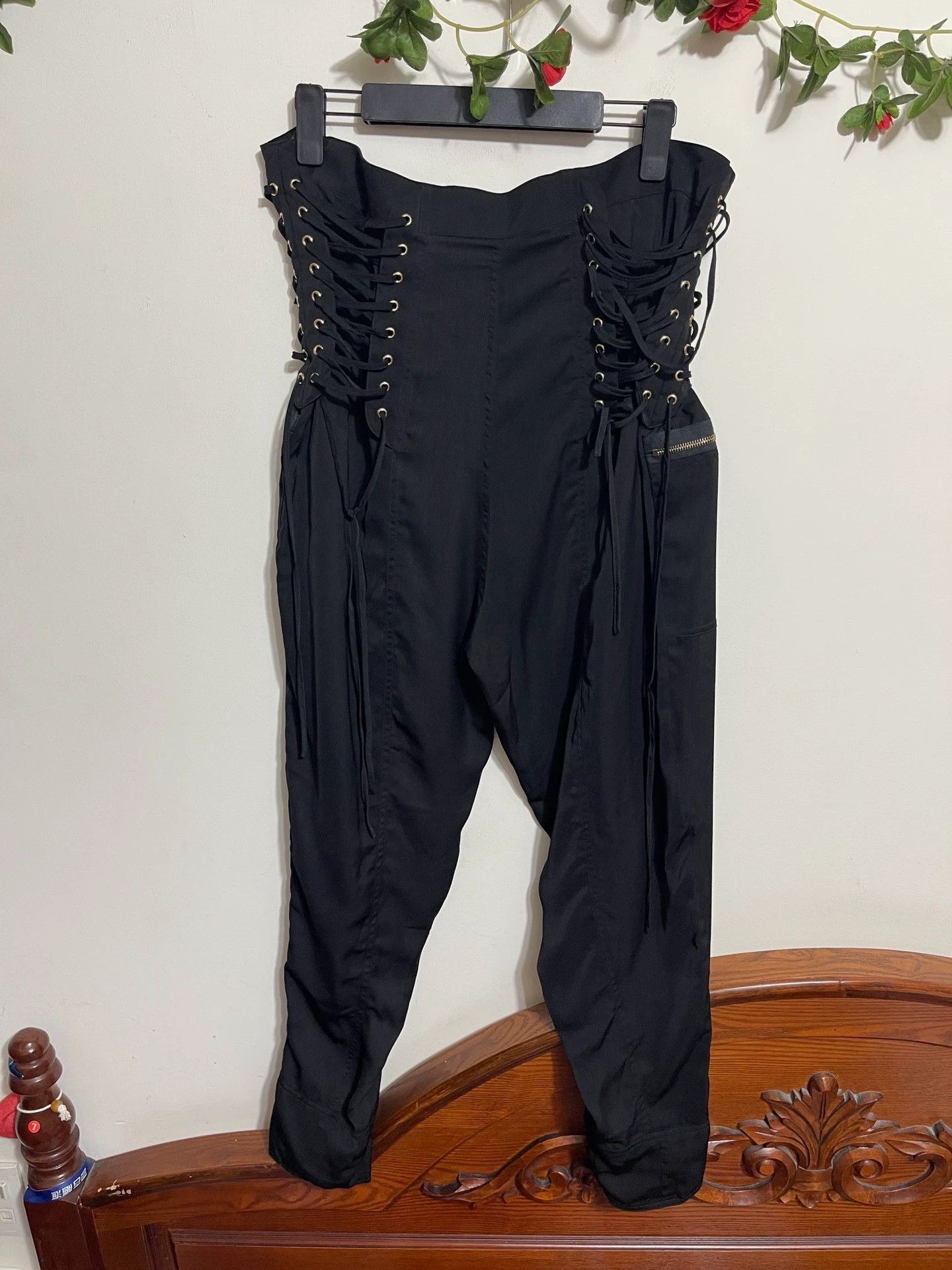 Dsquared2 Dsquared2 Women's High-Waist Multi-Zip Pants 40 IT Size 27" / US 4 / IT 40 - 4 Thumbnail