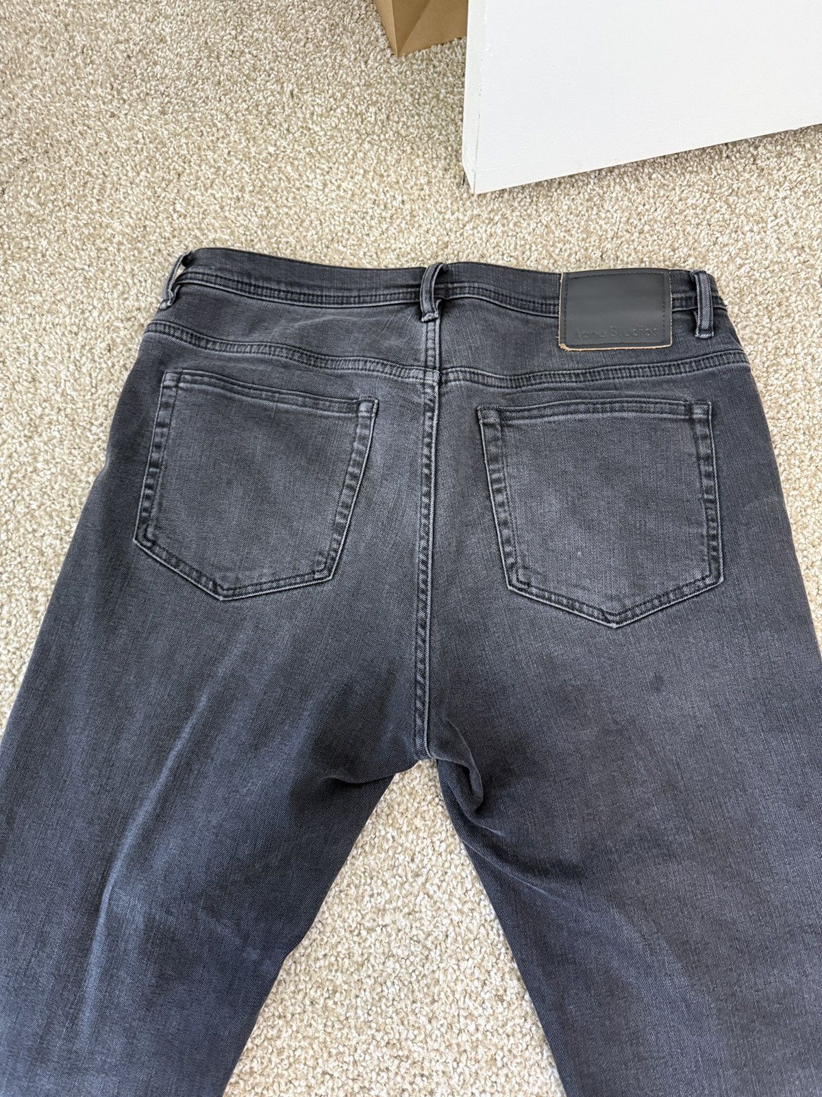 Acne Studios Acne Studios Black Faded Slim Tapered Jeans Size US 33 - 3 Thumbnail