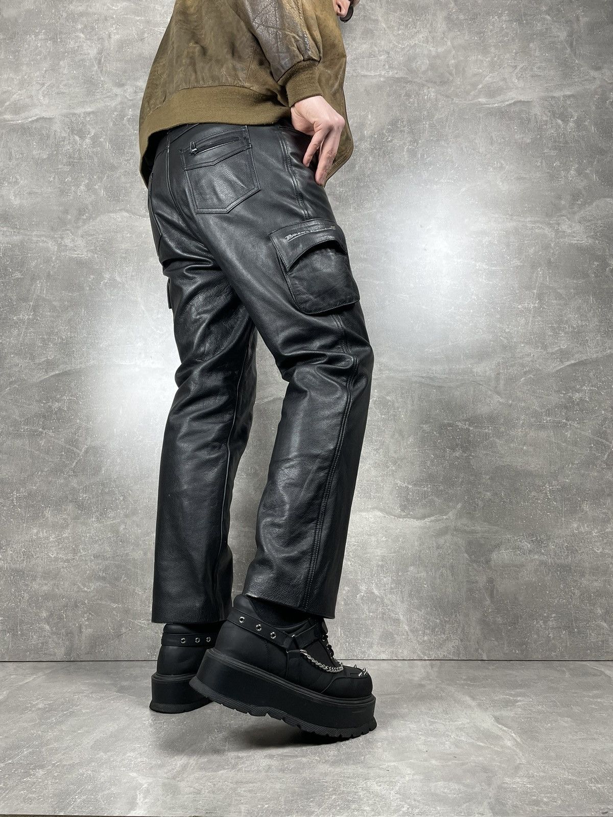 Genuine Leather × Vintage Awesome Vintage Avant Garde Y2K Leather Black Biker Pants Size US 32 / EU 48 - 1 Thumbnail