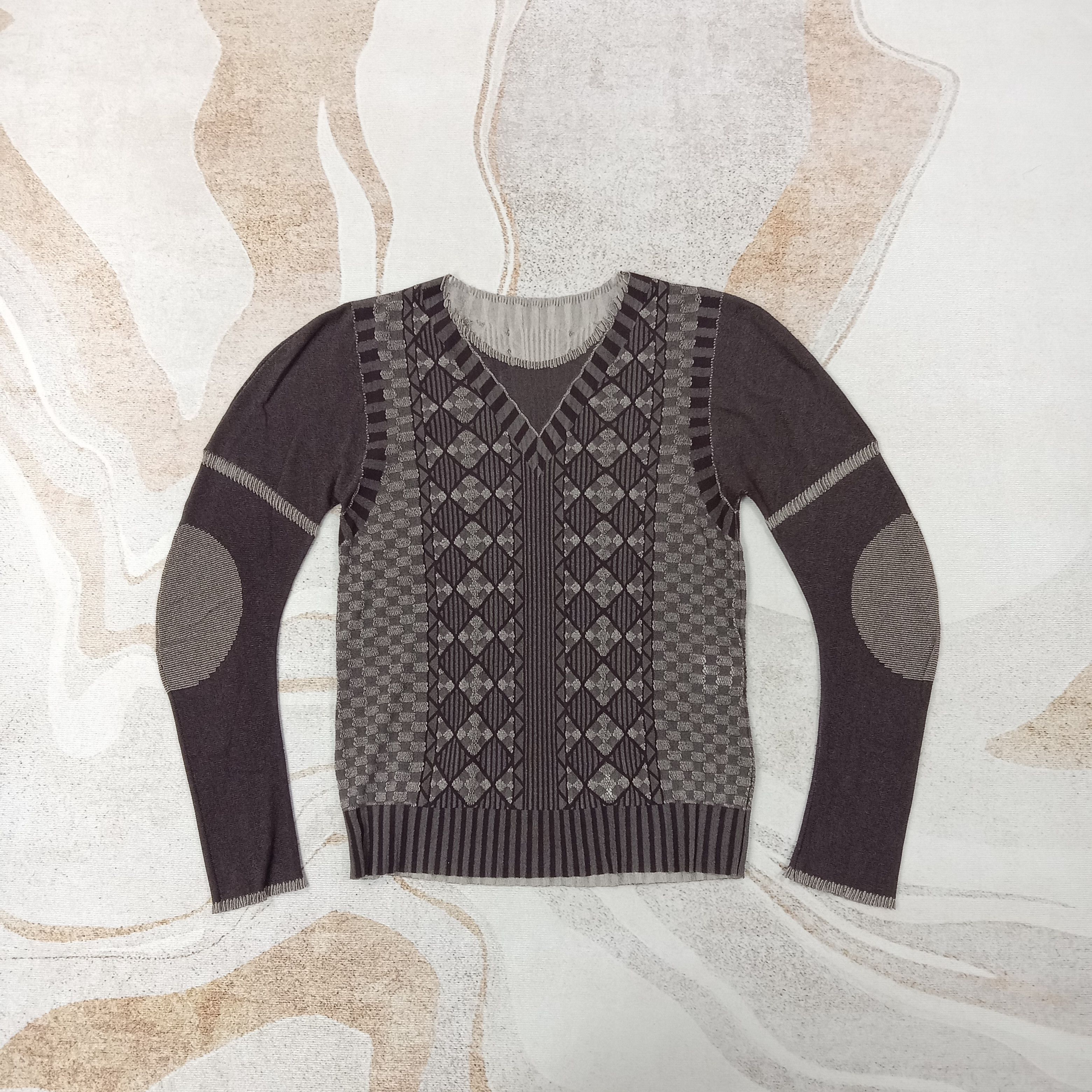 Pleats Please Issey Miyake Pleats Please by Issey Miyake Japanese Tshirt C259N54 Size XS / US 0-2 / IT 36-38 - 1 Thumbnail