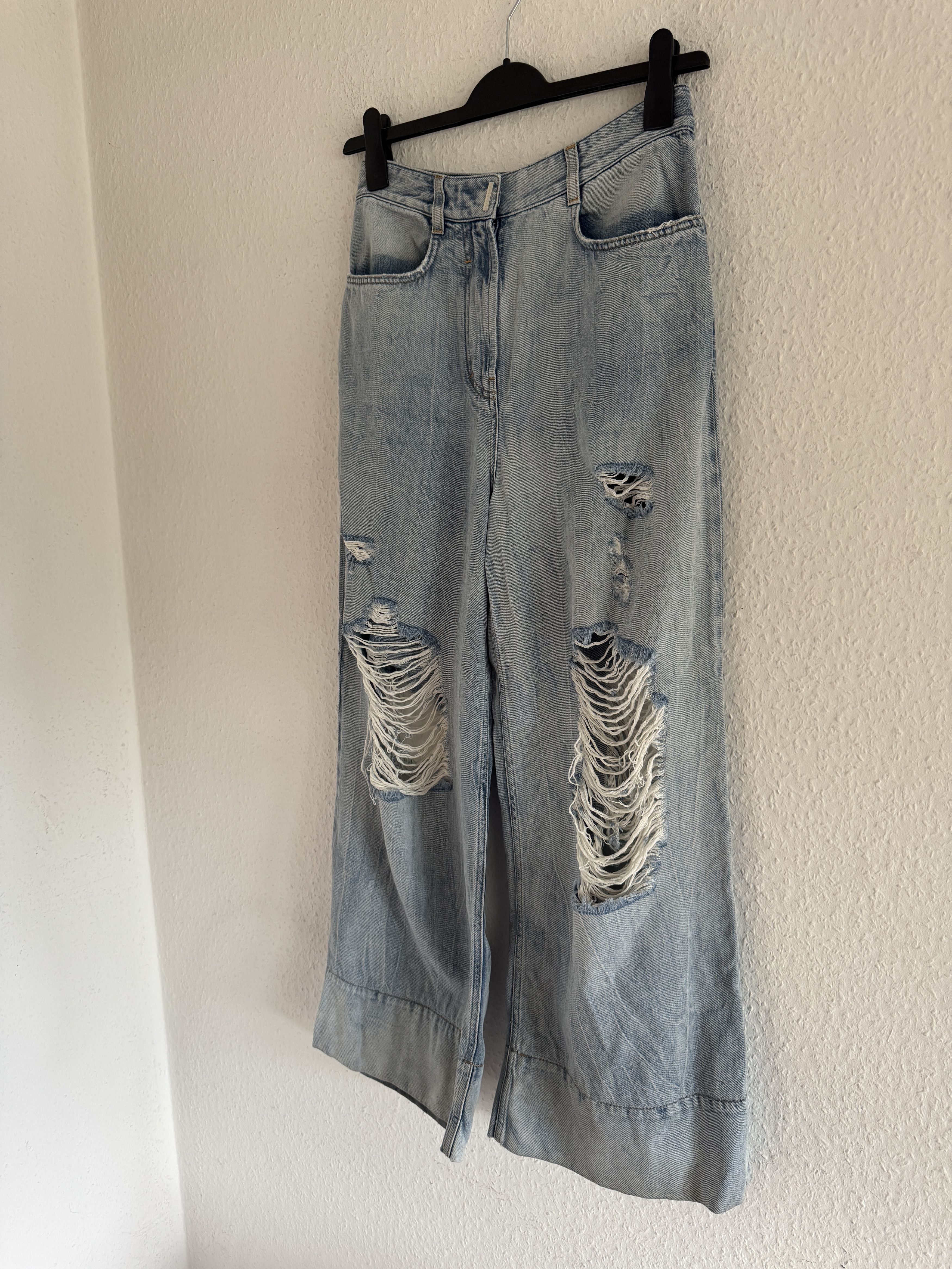 Givenchy Gabba Distressed Jeans Size US 26 / EU 42 - 2 Thumbnail