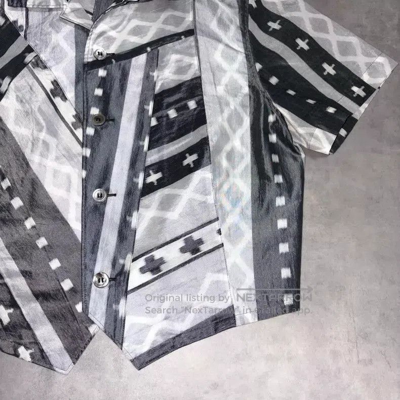 Comme des Garcons Comme Des Garcons Geometric print irregular short-sleeved Size S / US 4 / IT 40 - 5 Thumbnail