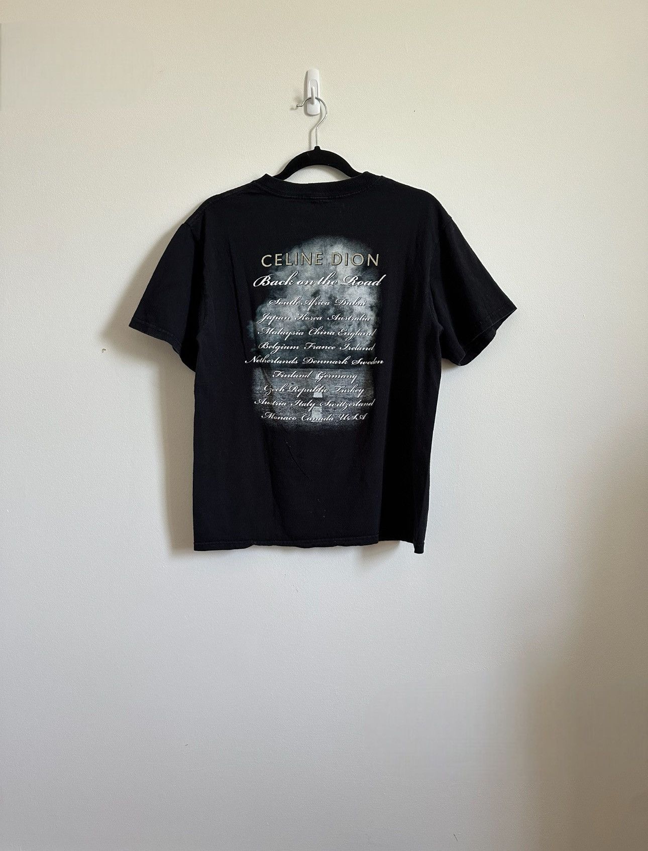Anvil 2015 Celine Dion Back on the Road" Tour Band Tee Size M / US 6-8 / IT 42-44 - 3 Thumbnail