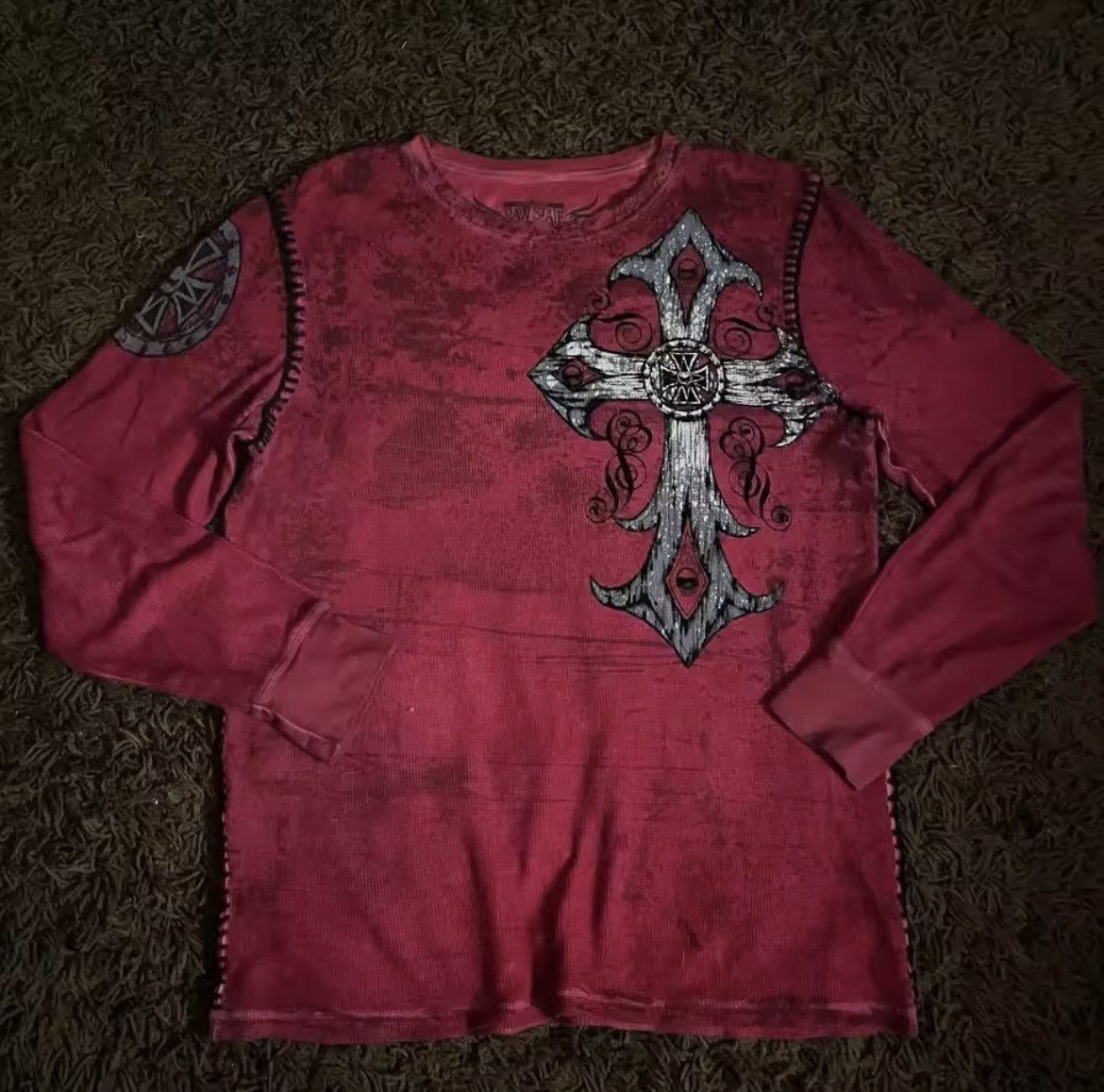 Other Red long sleeve graphic shirt. Size US M / EU 48-50 / 2 - 3 Thumbnail