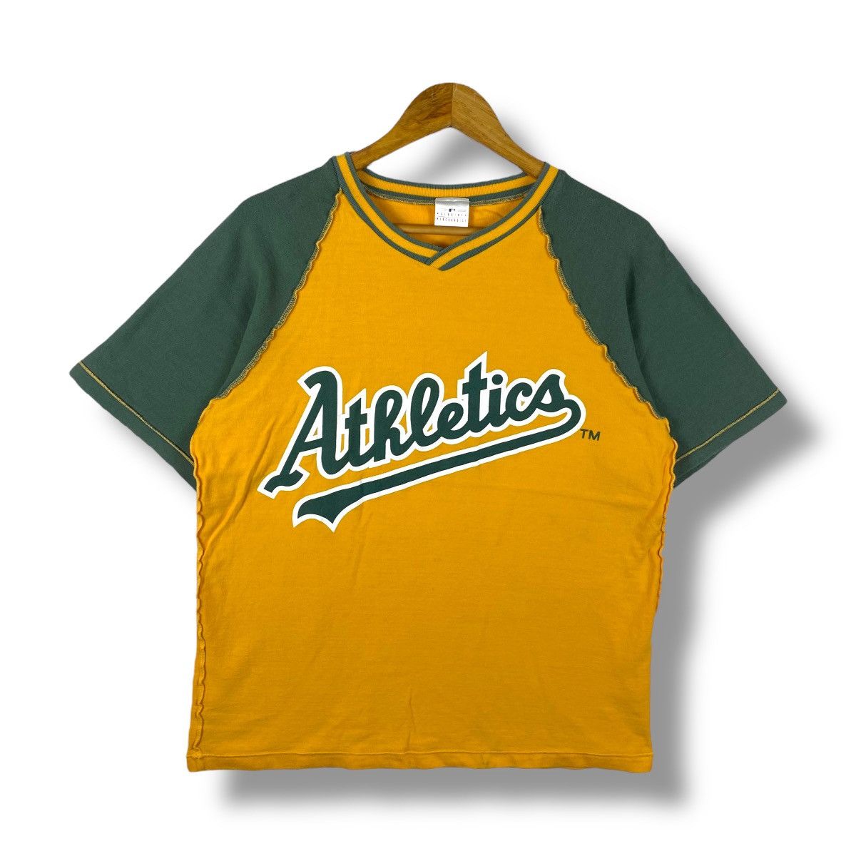 MLB × Vintage Vintage 90's ATHLETICS MLB Logo Tee Shirt Medium Size Size US M / EU 48-50 / 2 - 1 Thumbnail