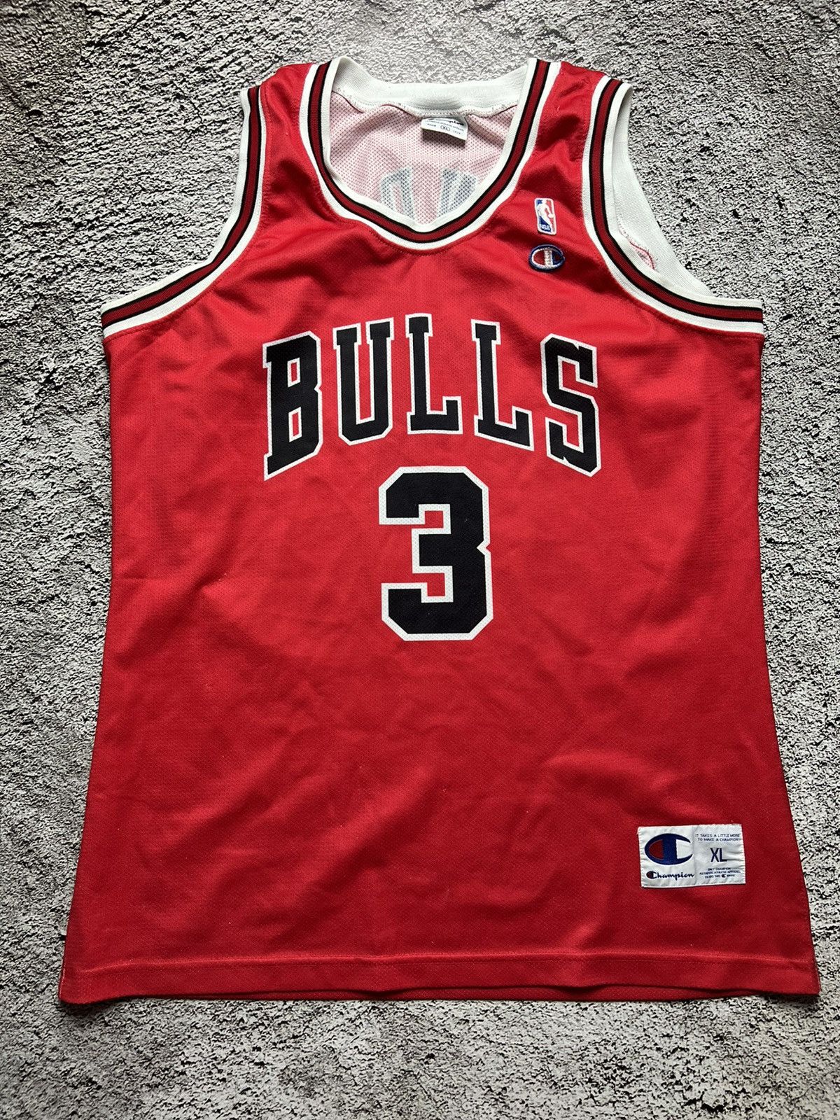 Champion VTG 90’s Chicago Bulls NBA Tyson Chandler champion jersey Size US XL / EU 56 / 4 - 1 Thumbnail