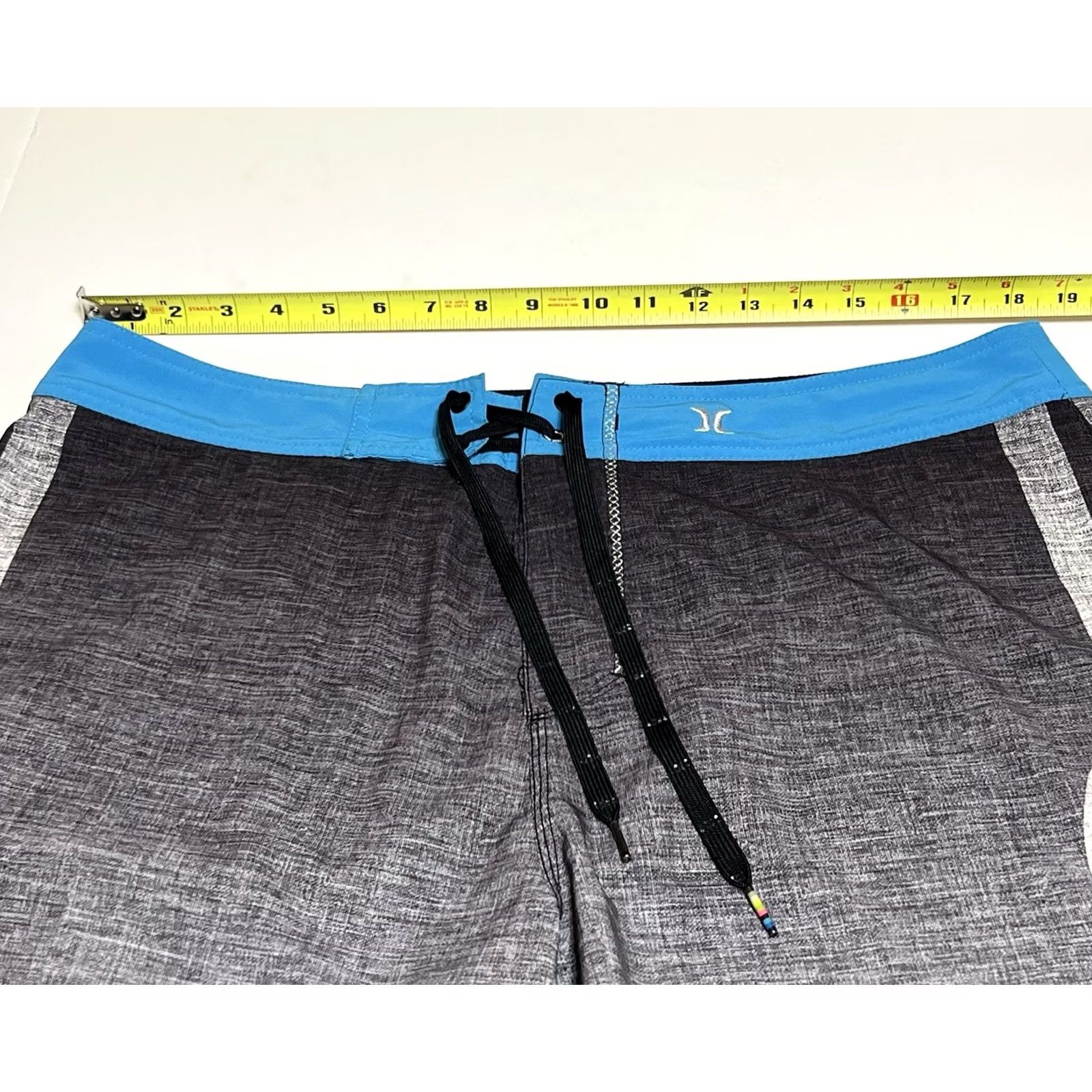 Hurley Hurley Phantom Board Shorts Mens 36 Swim Trunks Surf Pocket Lightweight Gray Size US 36 / EU 52 - 3 Thumbnail