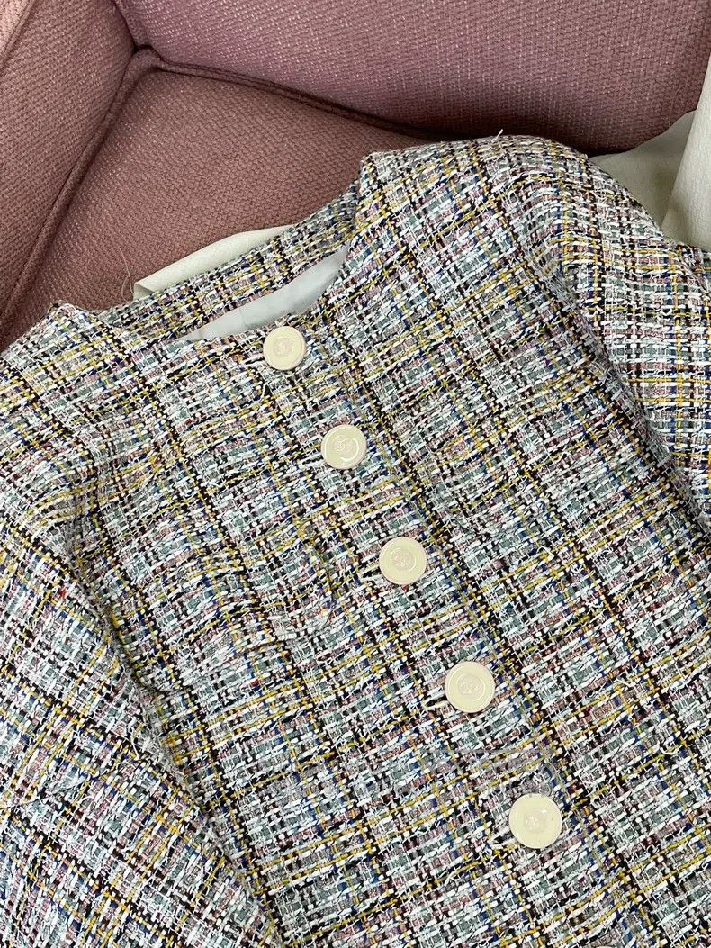 Chanel Chanel Coloured tweed woven tassel jacket Size XS / US 0-2 / IT 36-38 - 2 Thumbnail