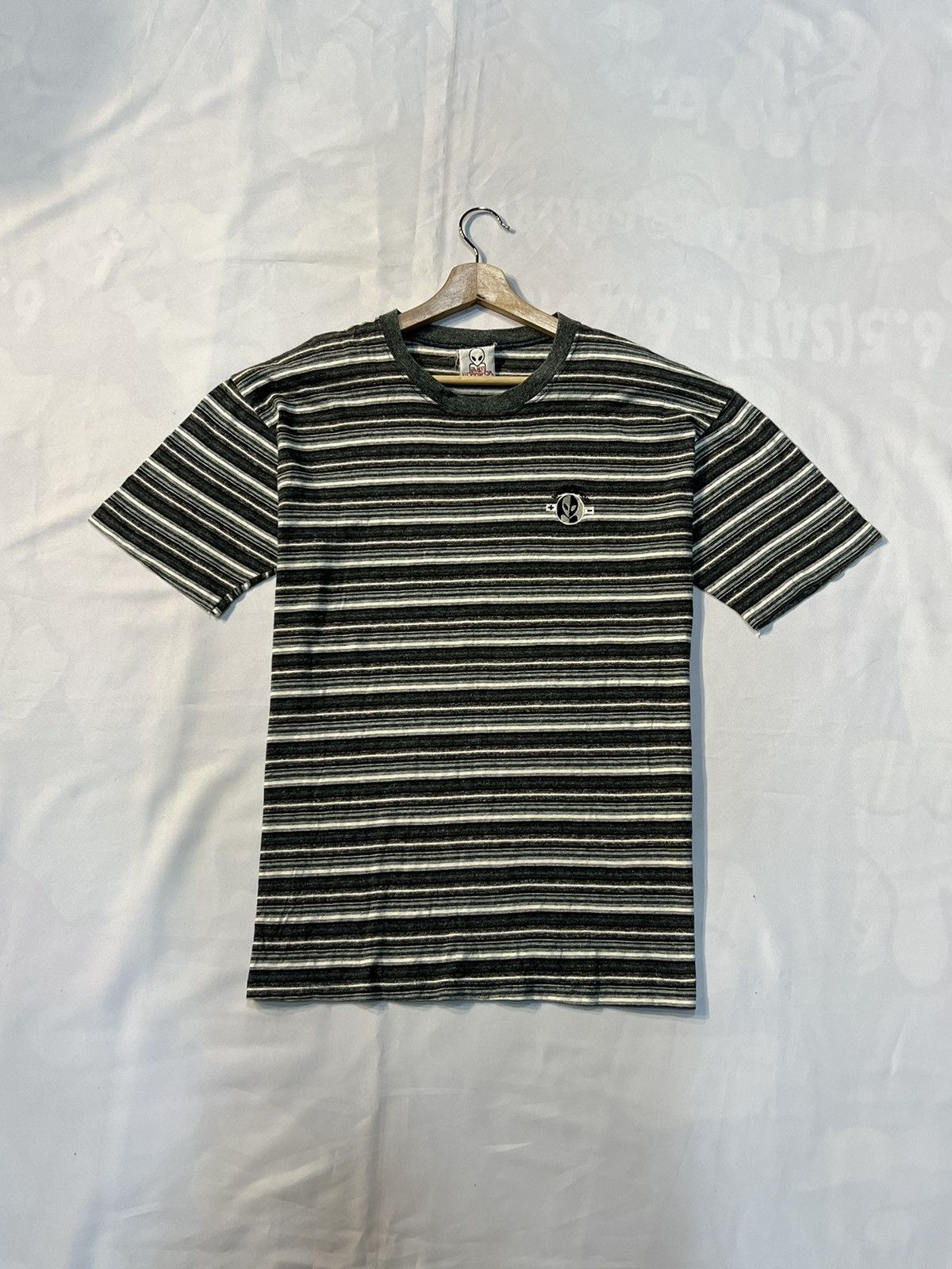 Alien Workshop × Vintage VINTAGE ALIEN WORKSHOP USA STRIPE TEE Size US L / EU 52-54 / 3 - 1 Thumbnail