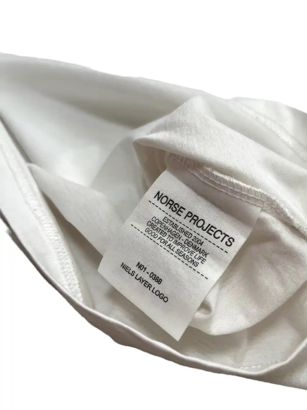Norse Projects ⚪️ Norse Projects Niels Layer Logo - White Size US XL / EU 56 / 4 - 8 Thumbnail