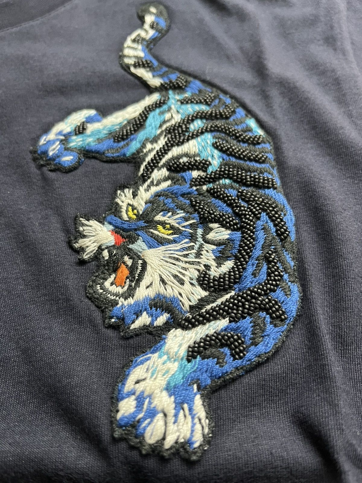 Valentino Valentino Tiger embroidered tshirt Size US S / EU 44-46 / 1 - 6 Thumbnail