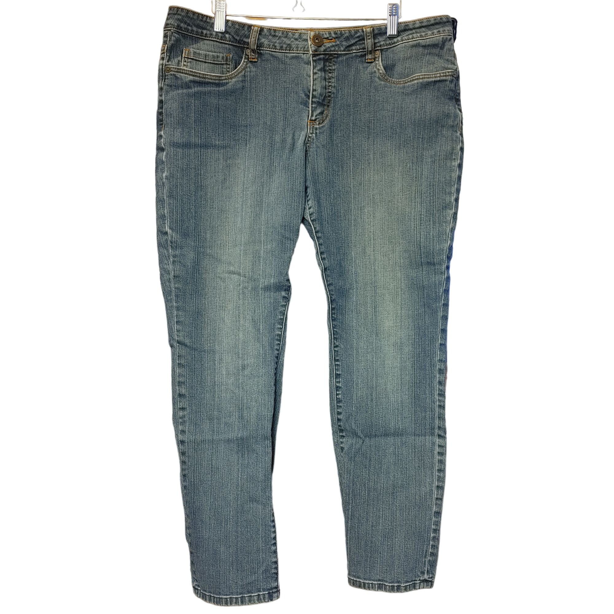 Coldwater Creek Coldwater Creek Women's Blue Denim Capri Jeans P16 Size 38" / US 16 / IT 52 - 1 Thumbnail