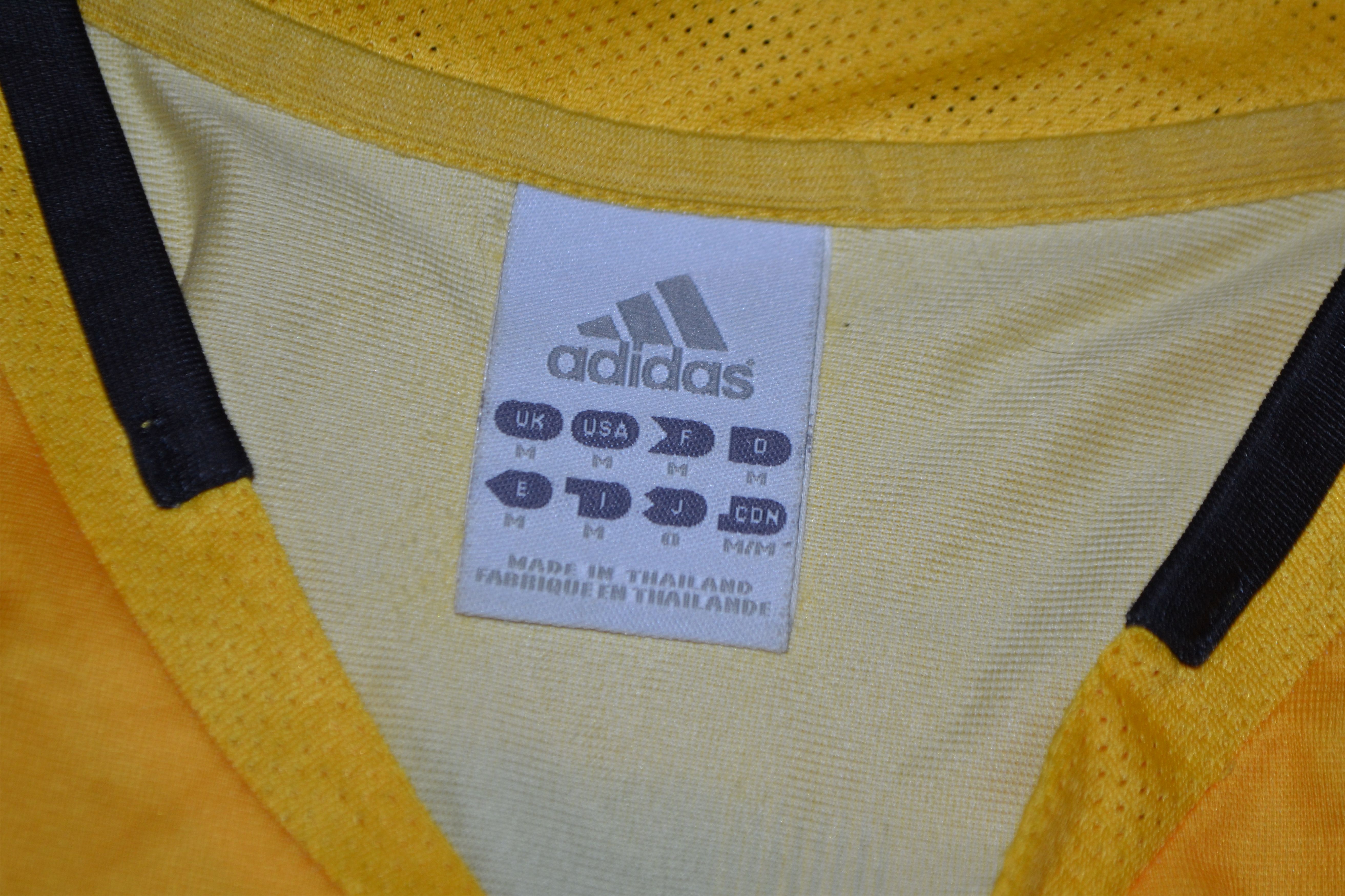 Adidas Vintage Adidas Template 2004 Soccer Jersey Shirt Trikot Size US M / EU 48-50 / 2 - 3 Thumbnail