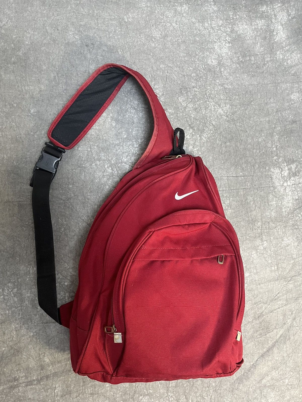 image of Nike Sling Bag Crossbody 90's Swoosh Logo Gorpcore in Red, Men's