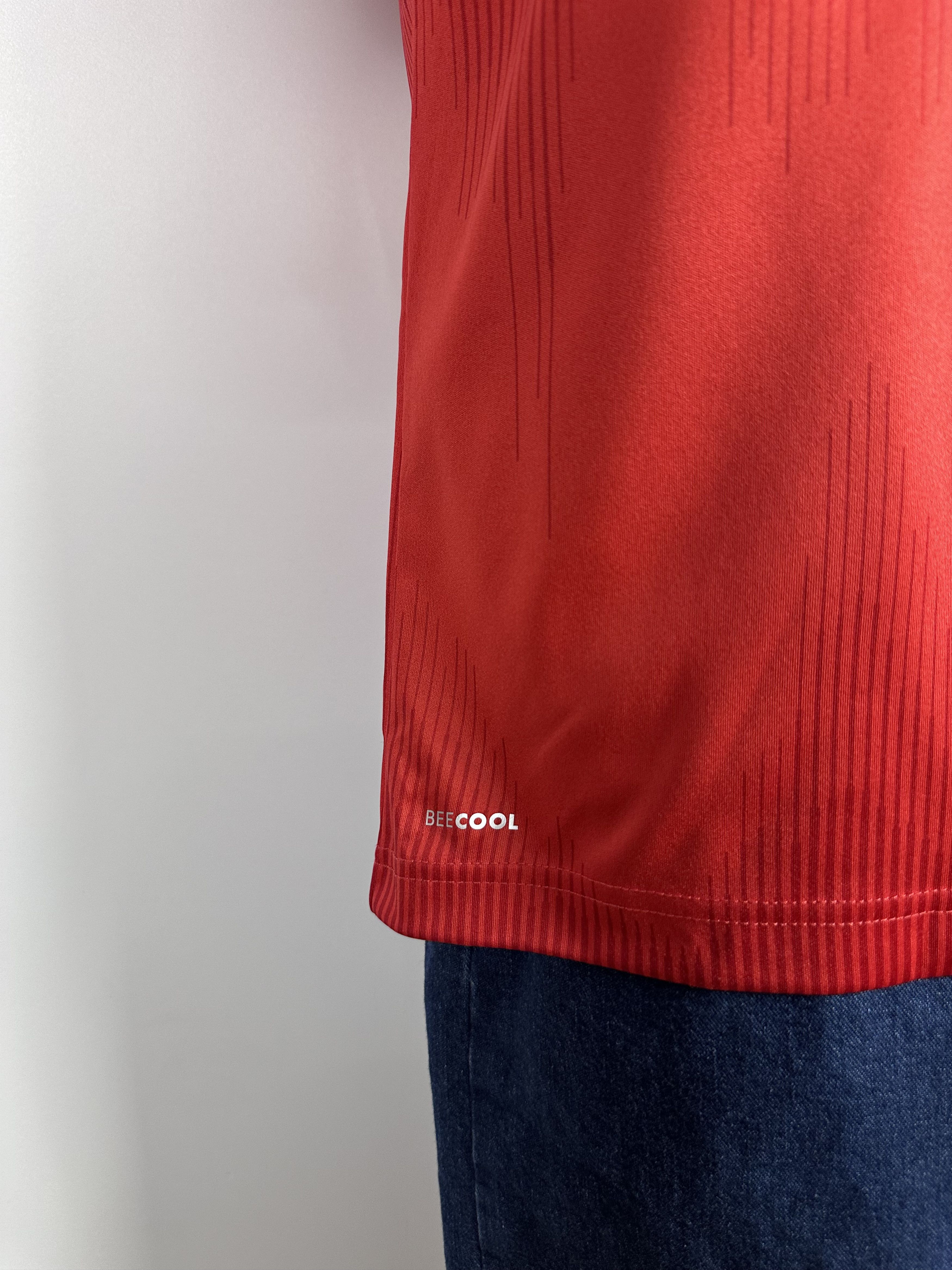 Hummel DENMARK 2021 2022 FOOTBALL SHIRT SOCCER JERSEY #5 MAEHLE Size US L / EU 52-54 / 3 - 9 Thumbnail