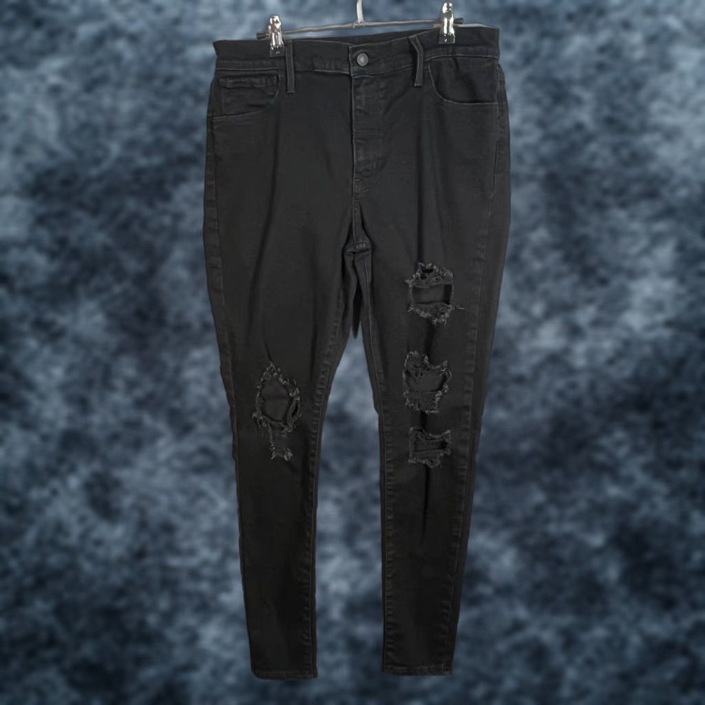 Levi's VINTAGE Levi's 720 Super Skinny Black Distressed Jeans Size 32 Dark Wash Denim Womens Jeans Skinny 32 Black 90s? Size 24" / US 00 / IT 34 - 1 Thumbnail