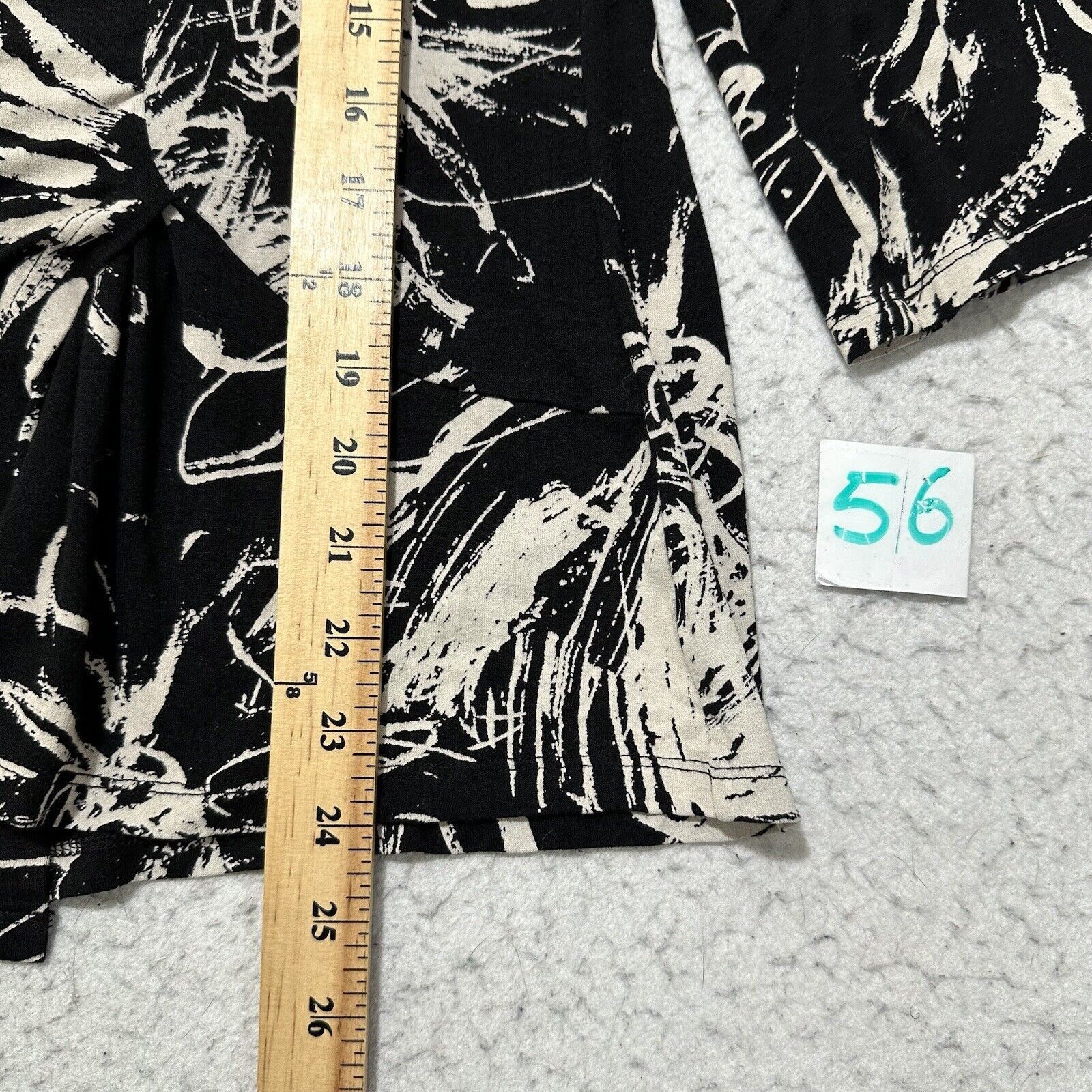 Other Lane Bryant 14/16 Black Ivory Floral Faux Wrap Blouse V-Neck Size XXL / US 16-18 / IT 52-54 - 8 Thumbnail