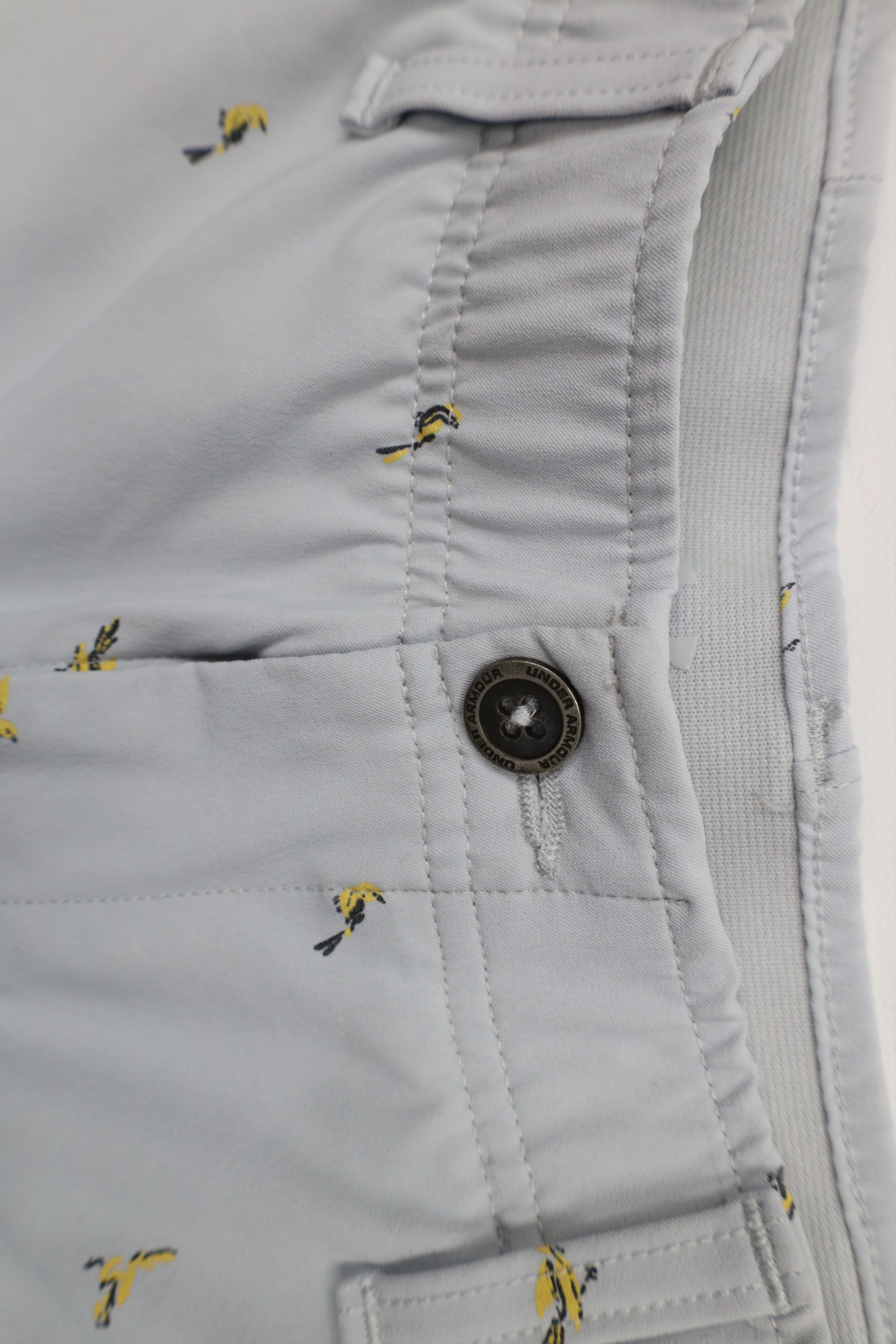 Under Armour × Vintage Under Armour All Over Print Flat Front Golf Chino Shorts Size US 30 / EU 46 - 7 Thumbnail