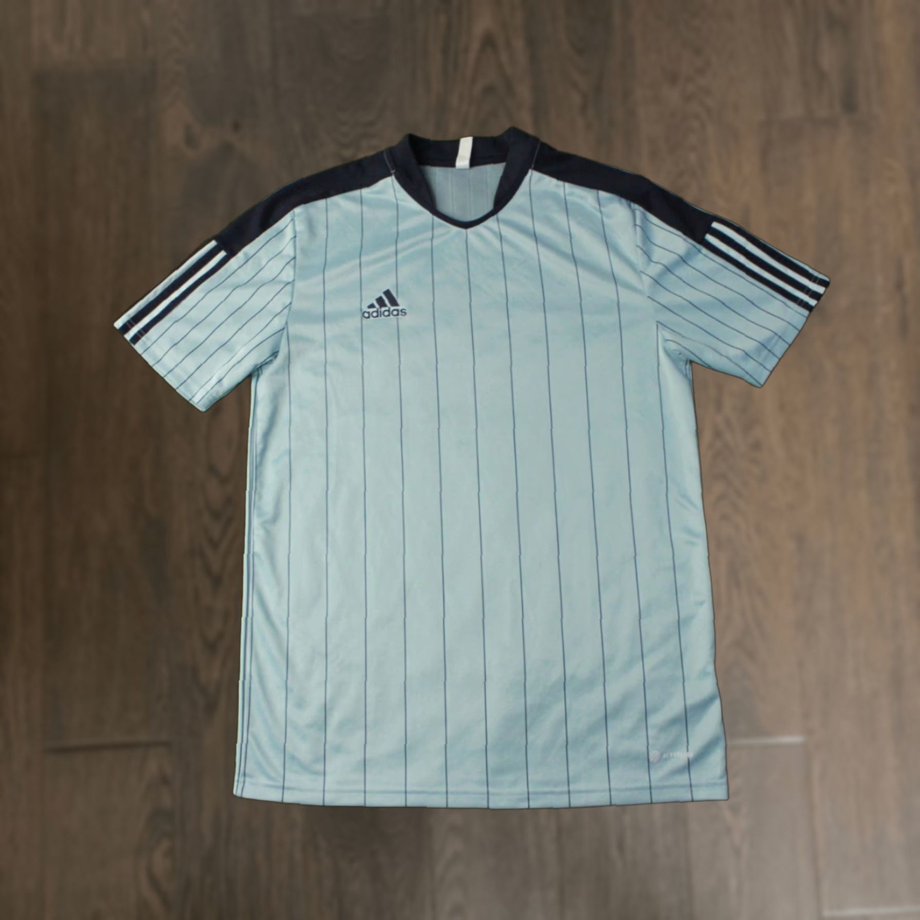 Adidas ADIDAS PERFORMANCE TIRO ORIGINAL 2022 FOOTBALL MEN SHIRT JERSEY M Blue Football T-Shirt Mens 2022 Adidas Tiro Size US M / EU 48-50 / 2 - 1 Thumbnail