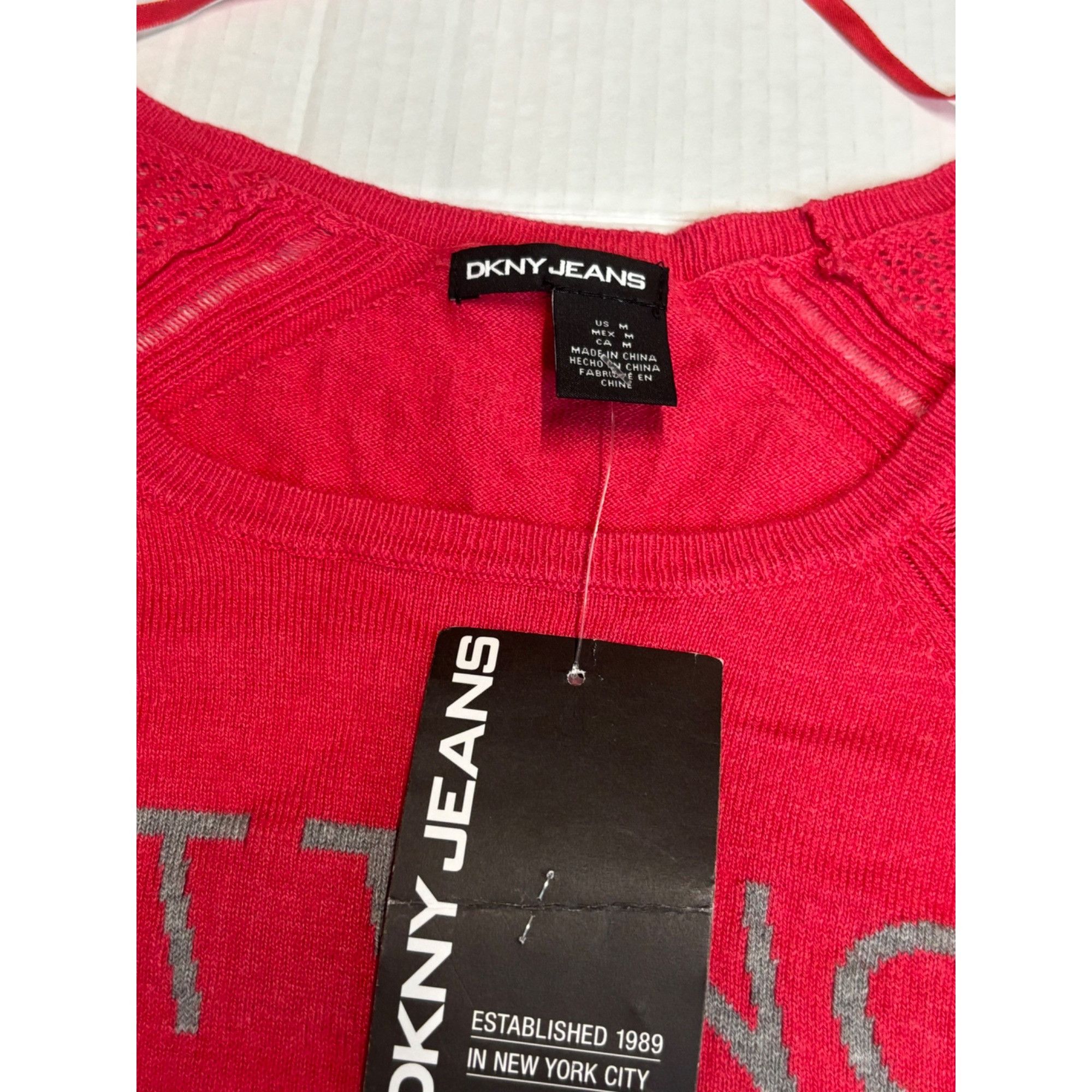 Other DKNY Jeans Junior’s “Sitting Pretty in the City” Sweater, Tu Size M / US 6-8 / IT 42-44 - 8 Thumbnail