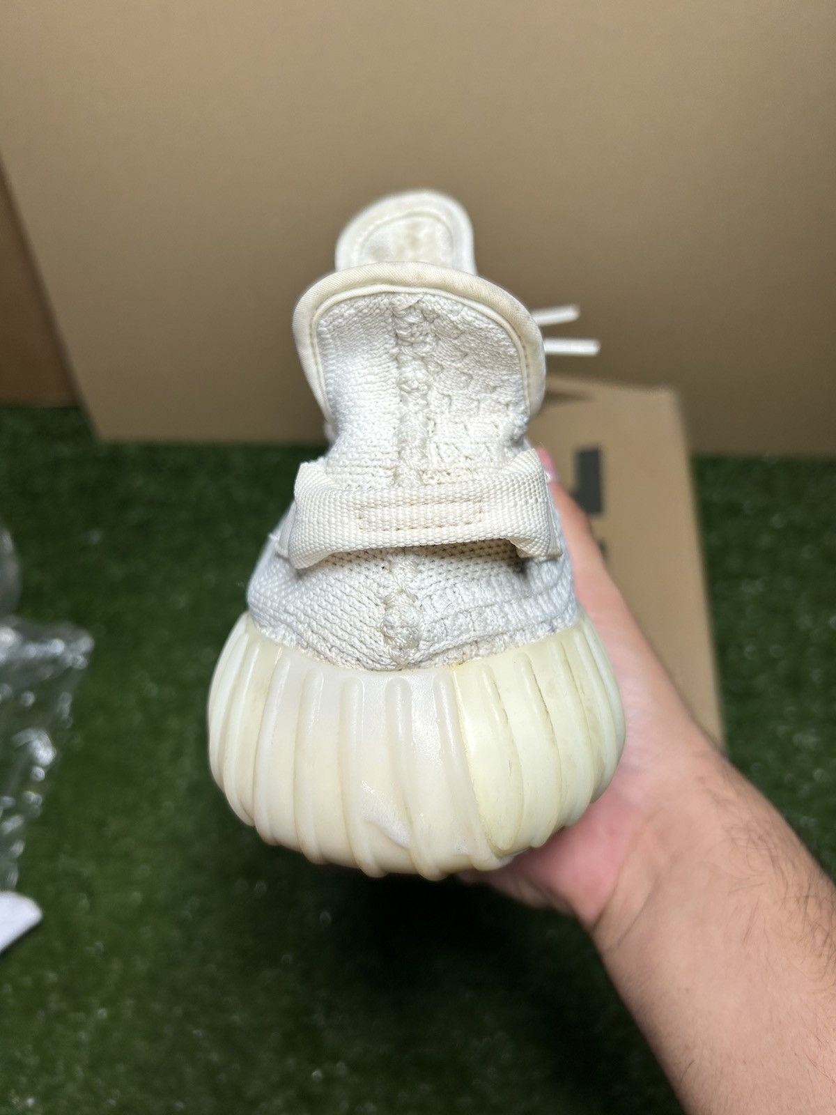 Yeezy Yeezy 350 bone Size US 12 / EU 45 - 3 Thumbnail