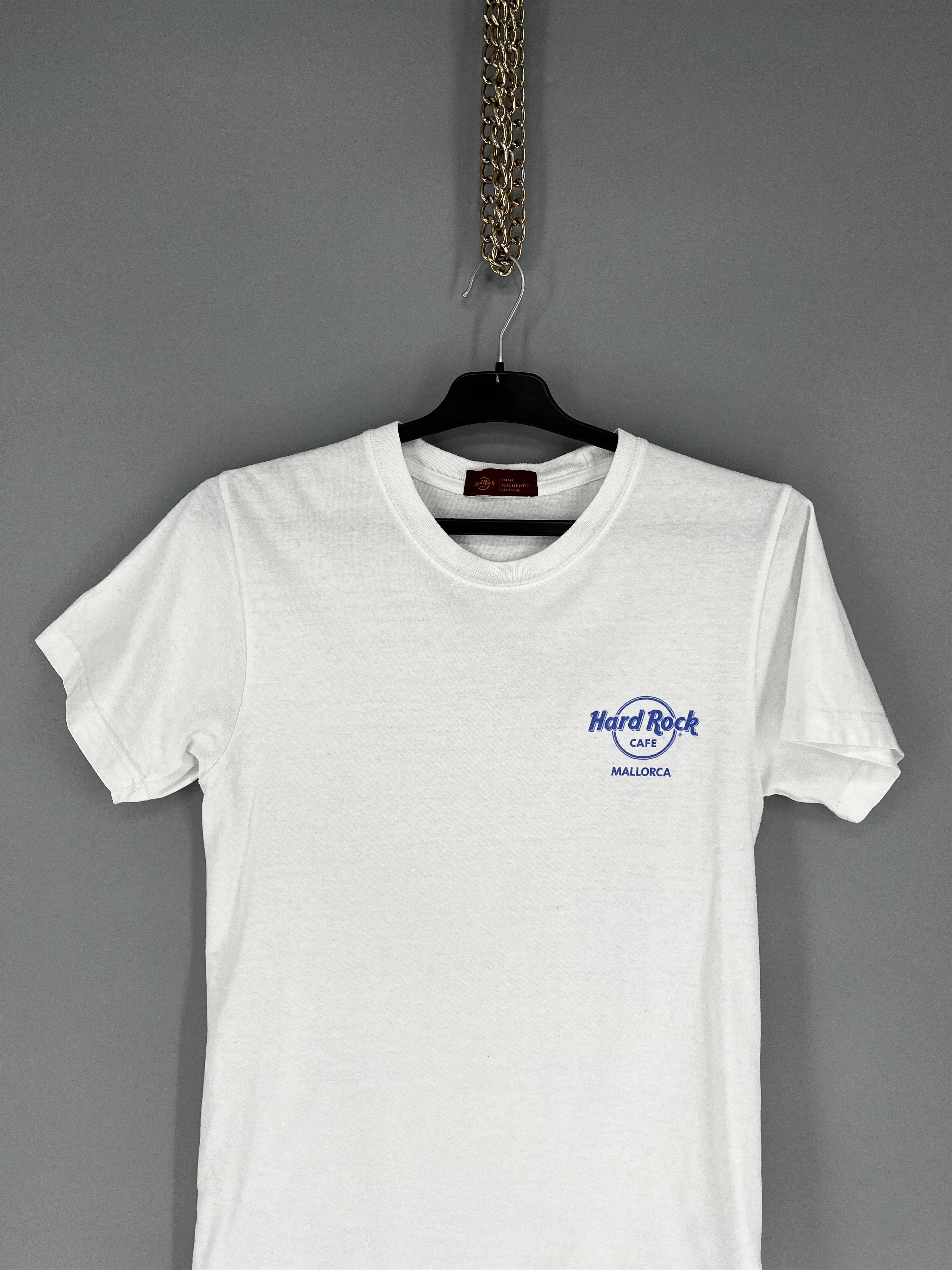 Band Tees Vintage Hard Rock Cafe Mallorca T-shirt Big Logo Y2K Rare Size US S / EU 44-46 / 1 - 7 Thumbnail