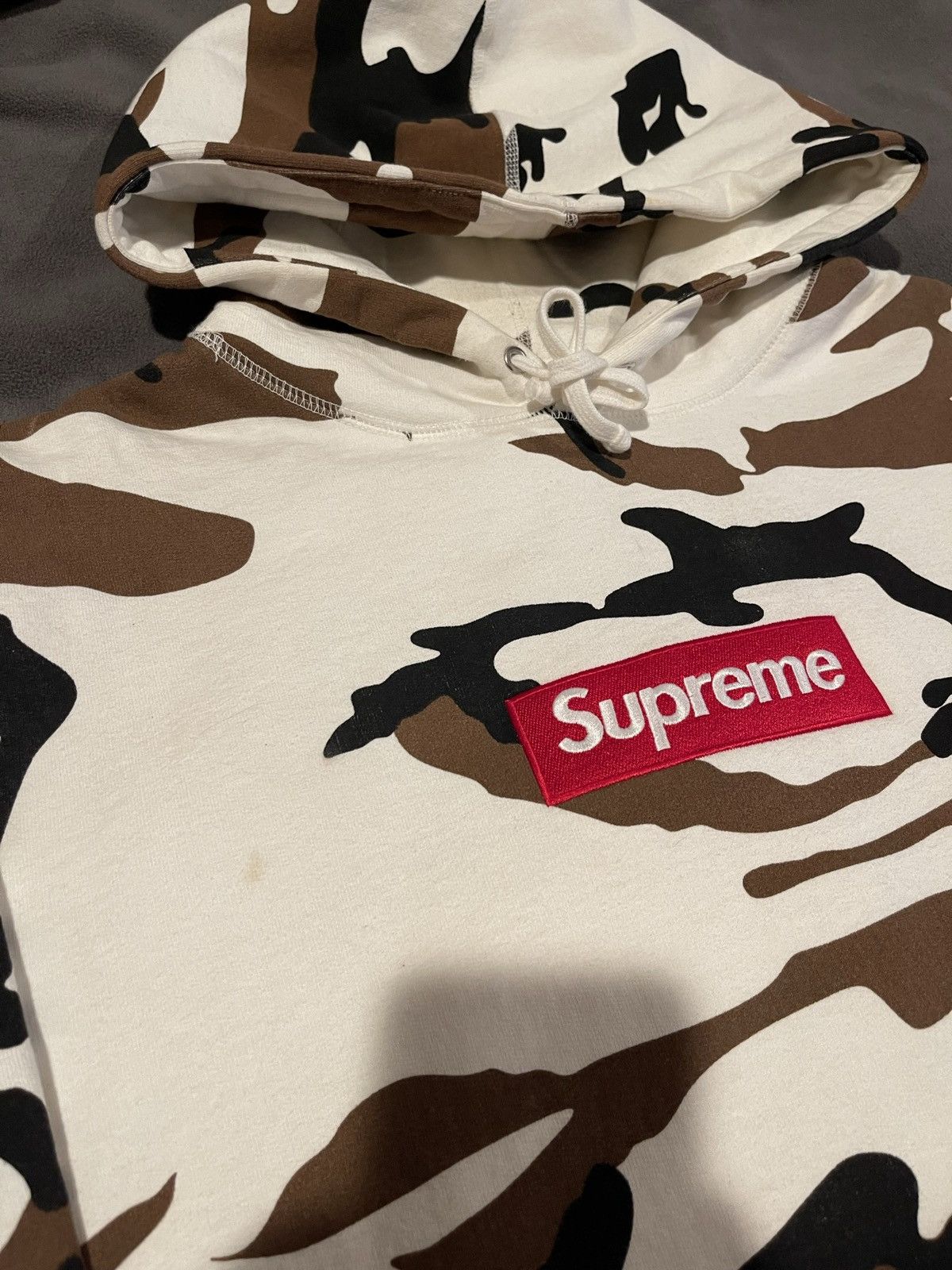 Supreme Supreme Cow Camo Box logo hoodie 2017 Size US XL / EU 56 / 4 - 9 Thumbnail