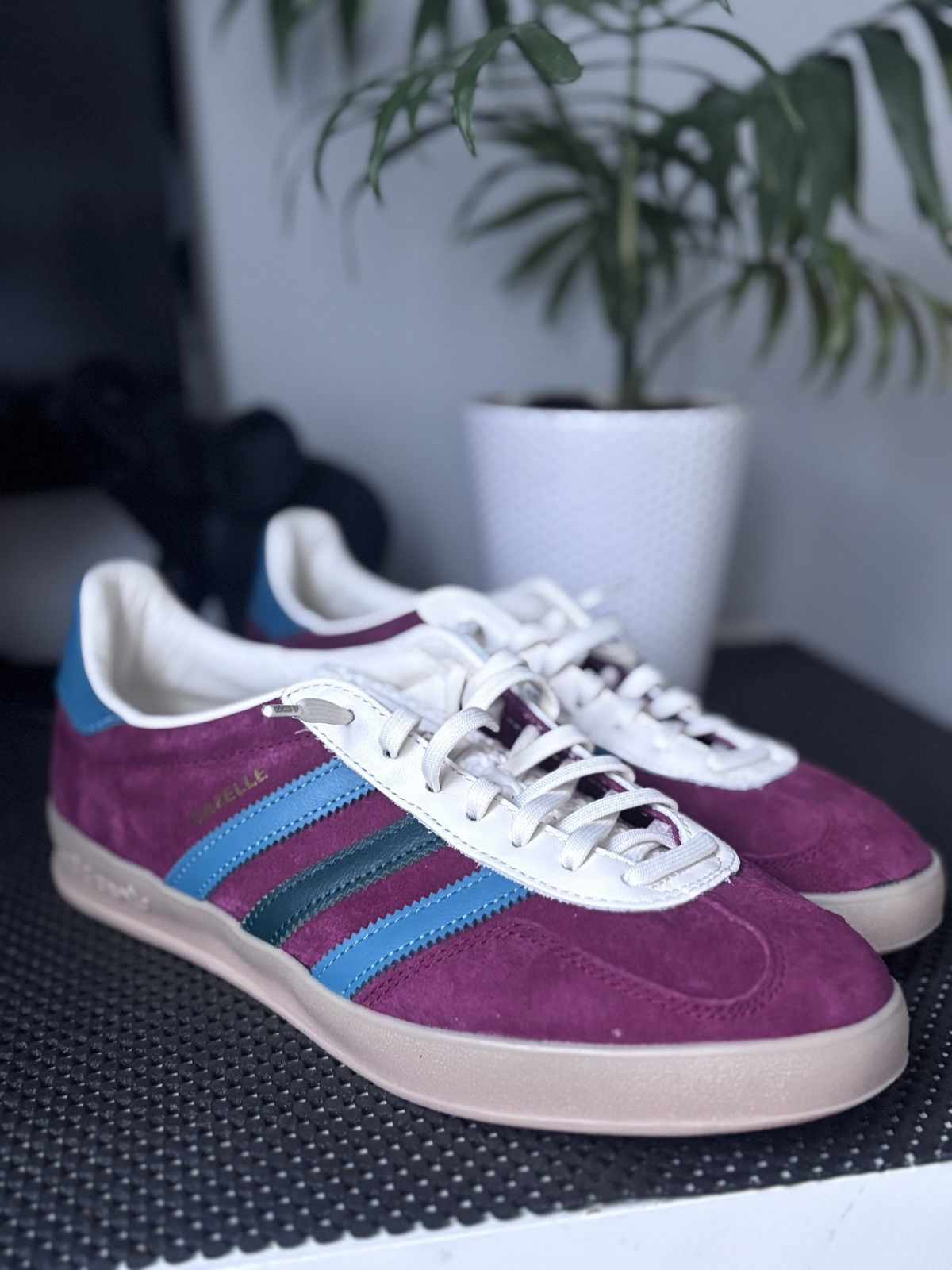 Adidas Adidas Gazelle 'Collegiate Burgundy Green' Size US 9.5 / EU 42-43 - 1 Thumbnail