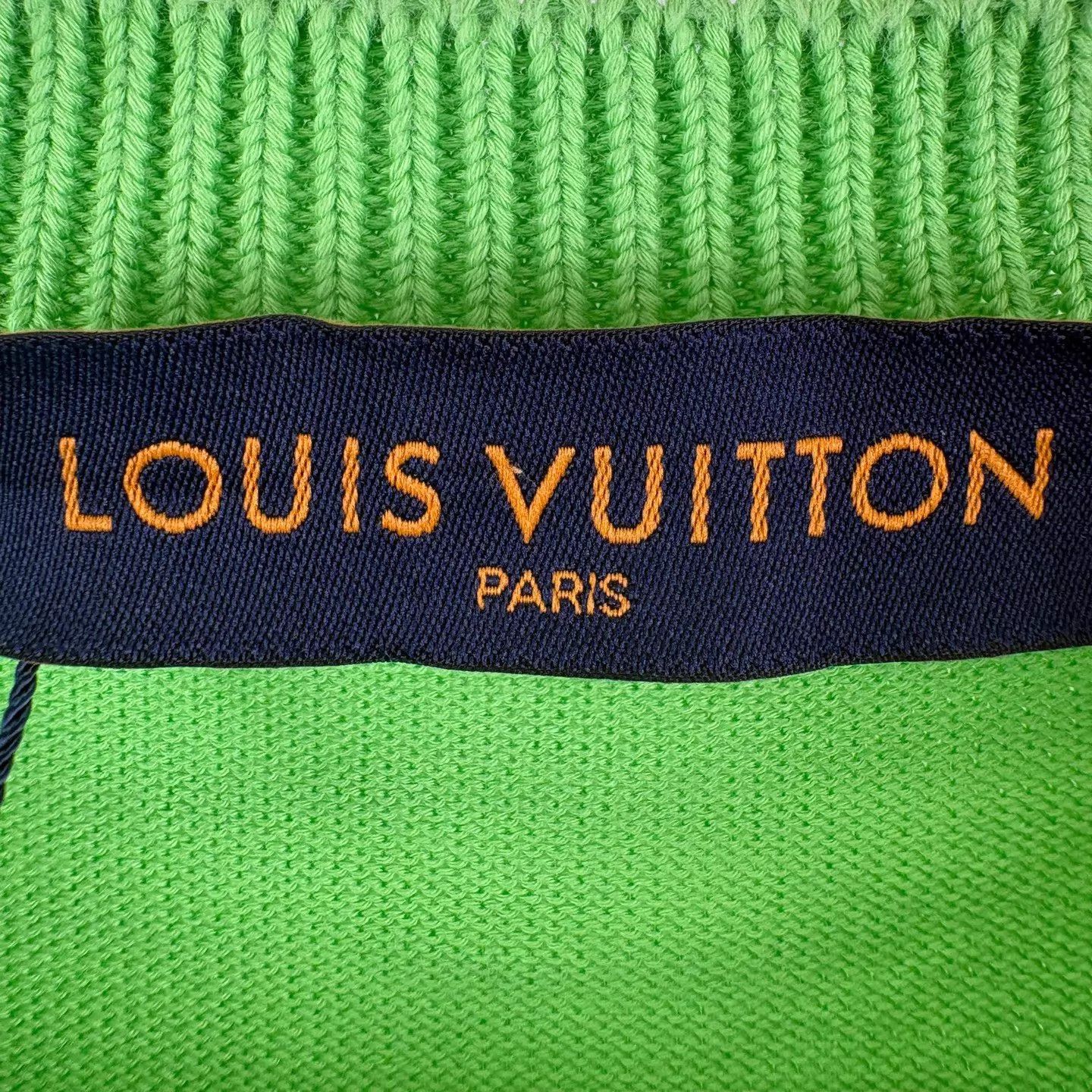 Louis Vuitton Louis Vuitton Green Pin Short Sleeve XL NEW Size US XL / EU 56 / 4 - 5 Thumbnail