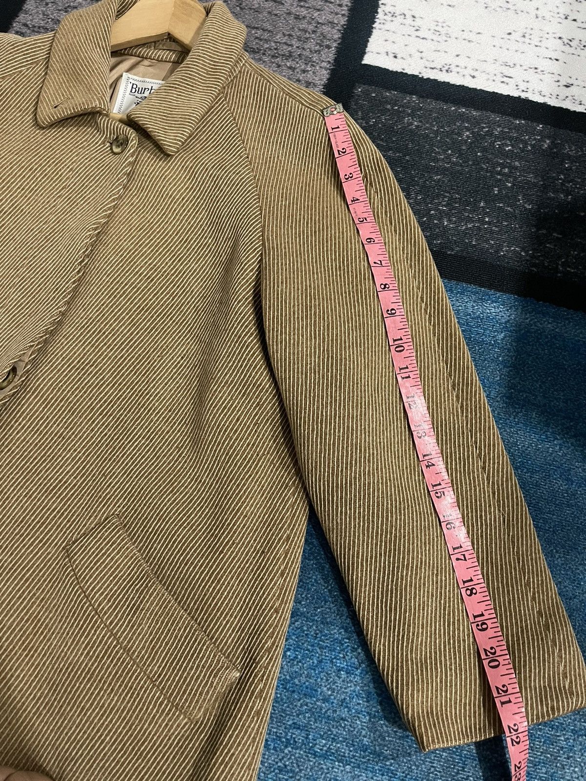Burberry Vintage Burberry Long Wool Jacket Size M / US 6-8 / IT 42-44 - 17 Thumbnail