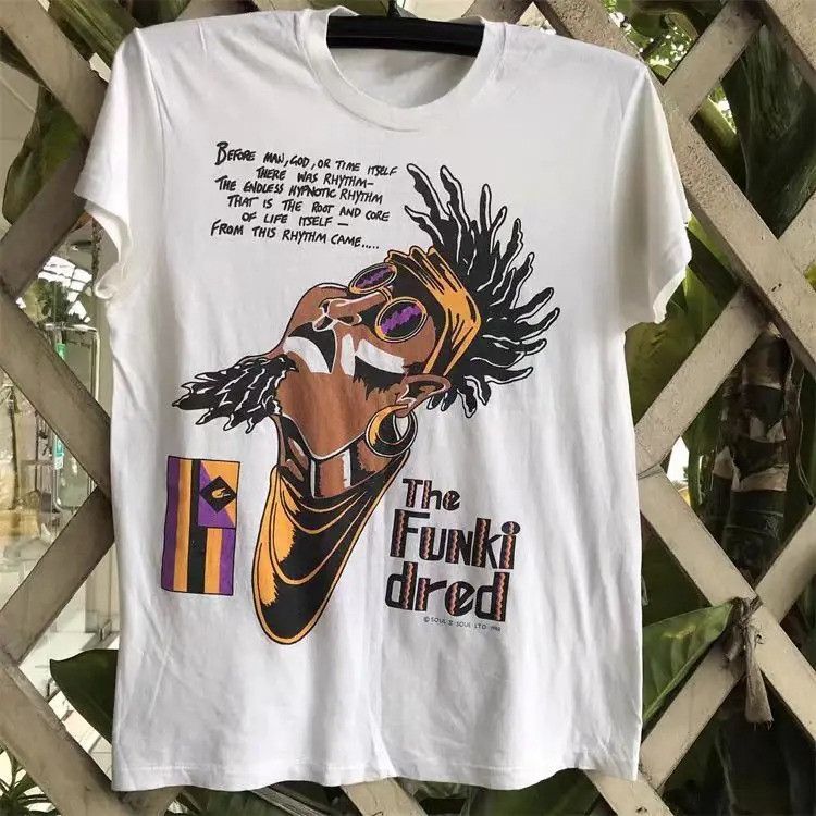 Vintage Vintage Rock Singer T-Shirt Size US XL / EU 56 / 4 - 1 Thumbnail