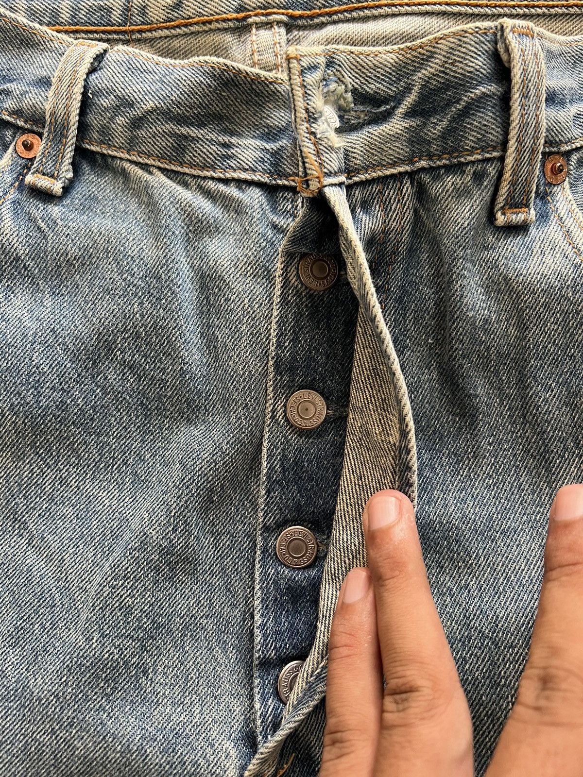 Levi's Vintage 90’s Levi’s Distressed Size US 34 / EU 50 - 3 Thumbnail