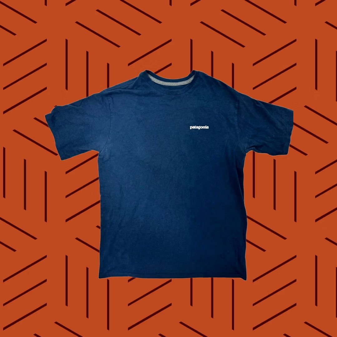 Patagonia VINTAGE Patagonia Men's Responsibili-Tee T-Shirt Navy Blue P-6 Logo Graphic Navy Blue Size S Mens Size US S / EU 44-46 / 1 - 1 Thumbnail