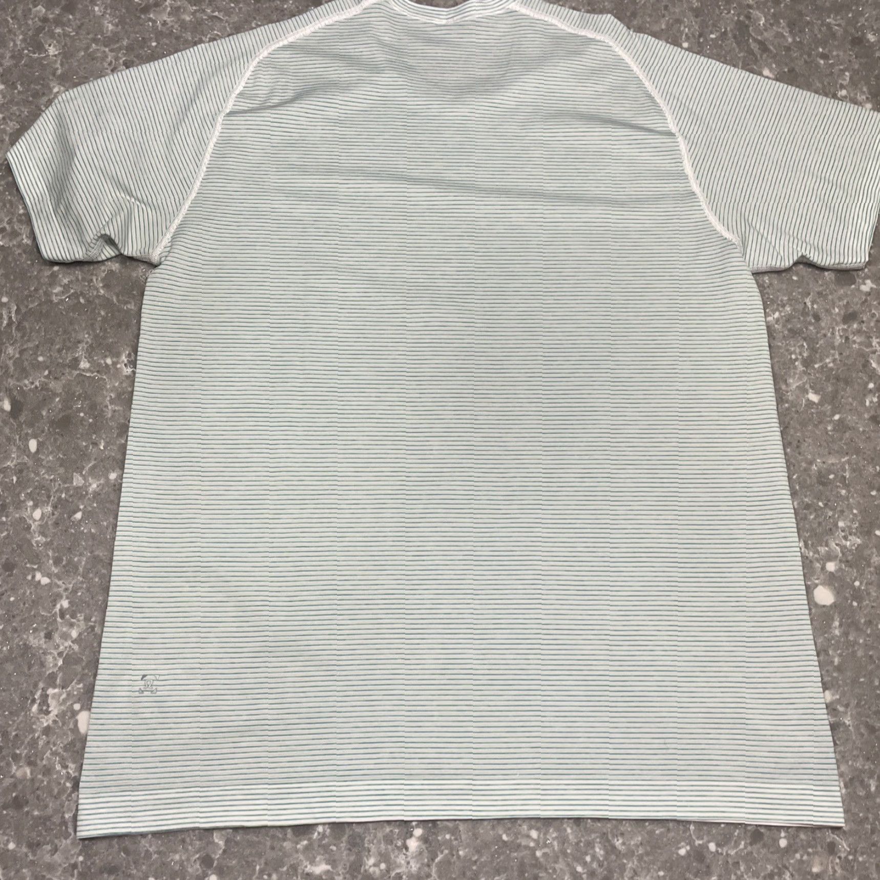 Lululemon Lululemon Peloton Shirt Activewear Cycling Green Short Sleeve Men Large Size US L / EU 52-54 / 3 - 6 Thumbnail