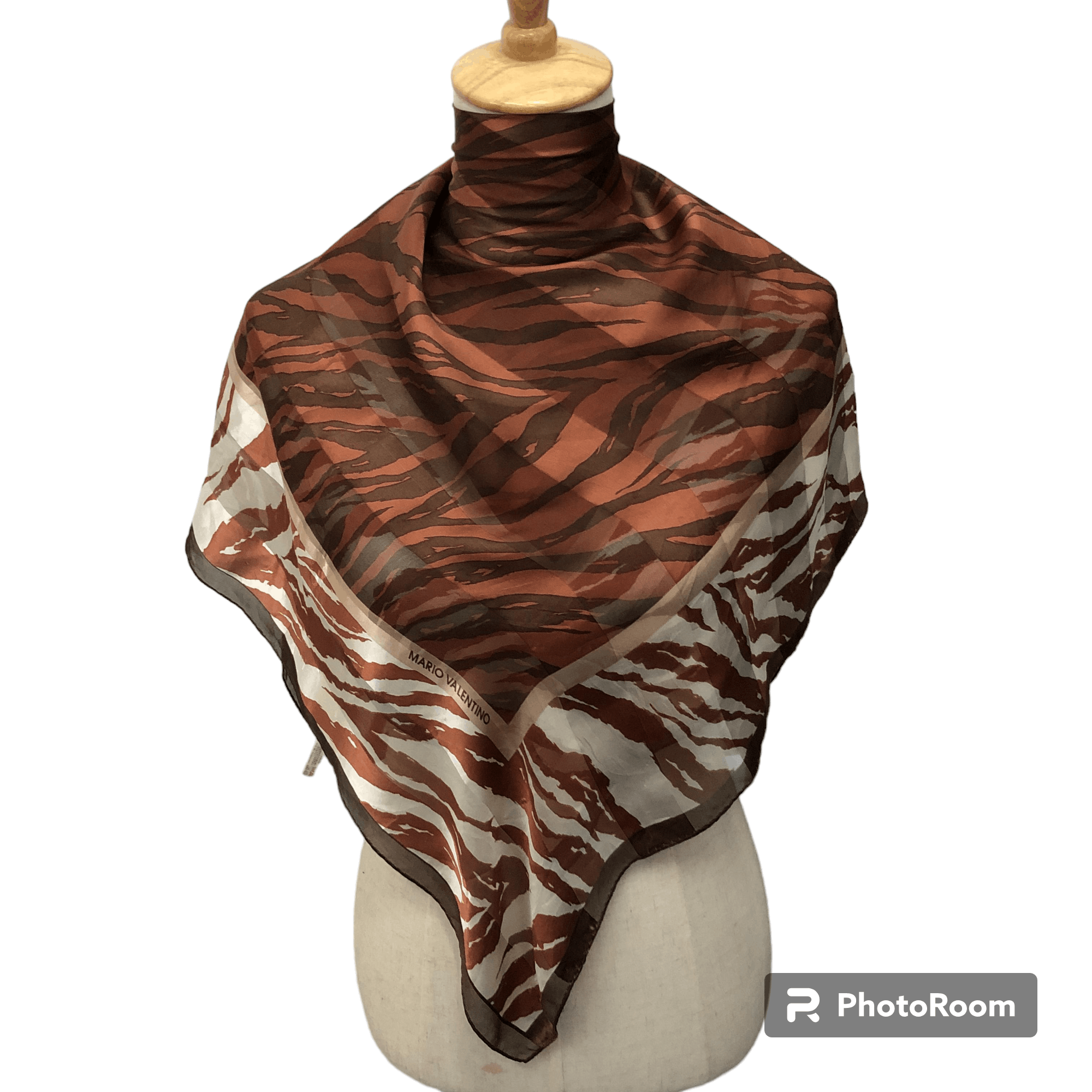 Mario Valentino Vintage Mario Valentino Slit Thread Silk Scarf M356 Size ONE SIZE - 1 Thumbnail