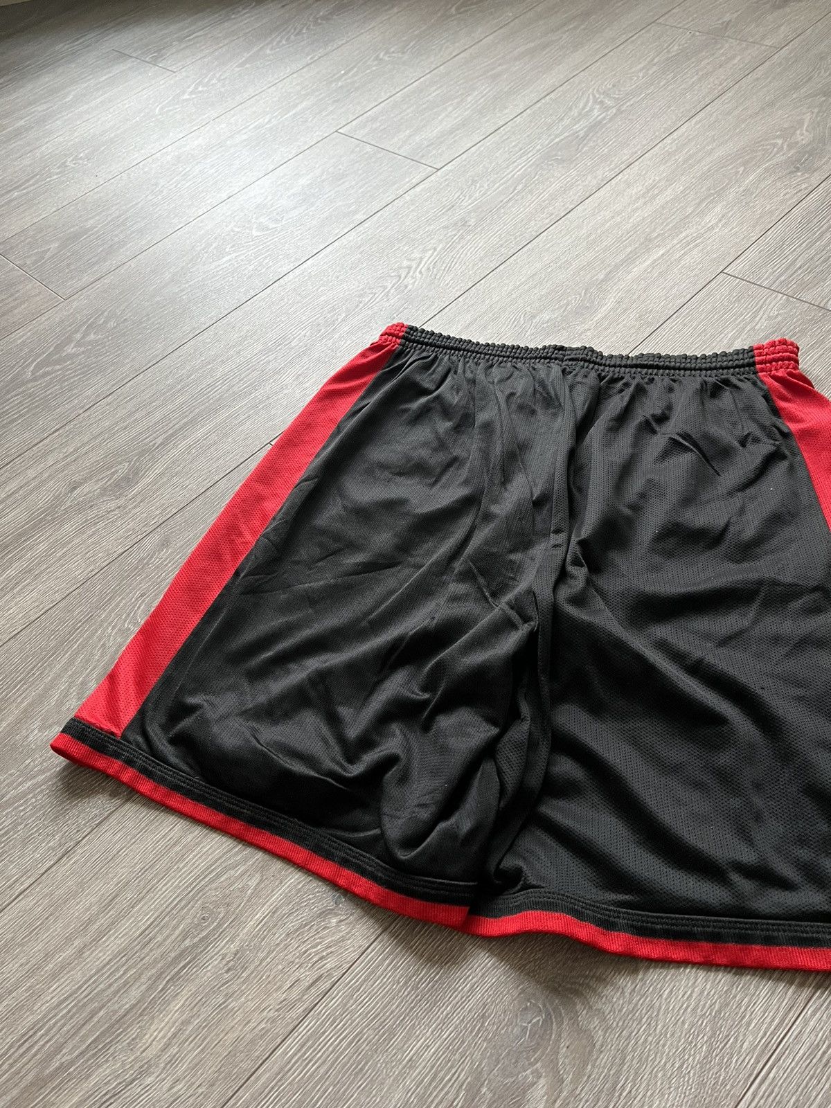 Champion × NBA × Vintage VINTAGE MIAMI HEAT NBA BASKETBALL SHORTS CHAMPION Size US 32 / EU 48 - 14 Thumbnail