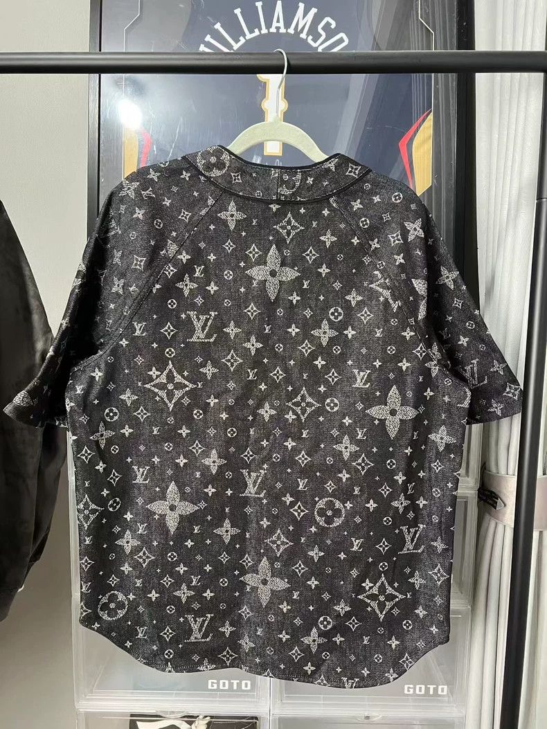 Louis Vuitton Louis Vuitton Three-flower full-printed baby's breath deni Size US S / EU 44-46 / 1 - 2 Thumbnail