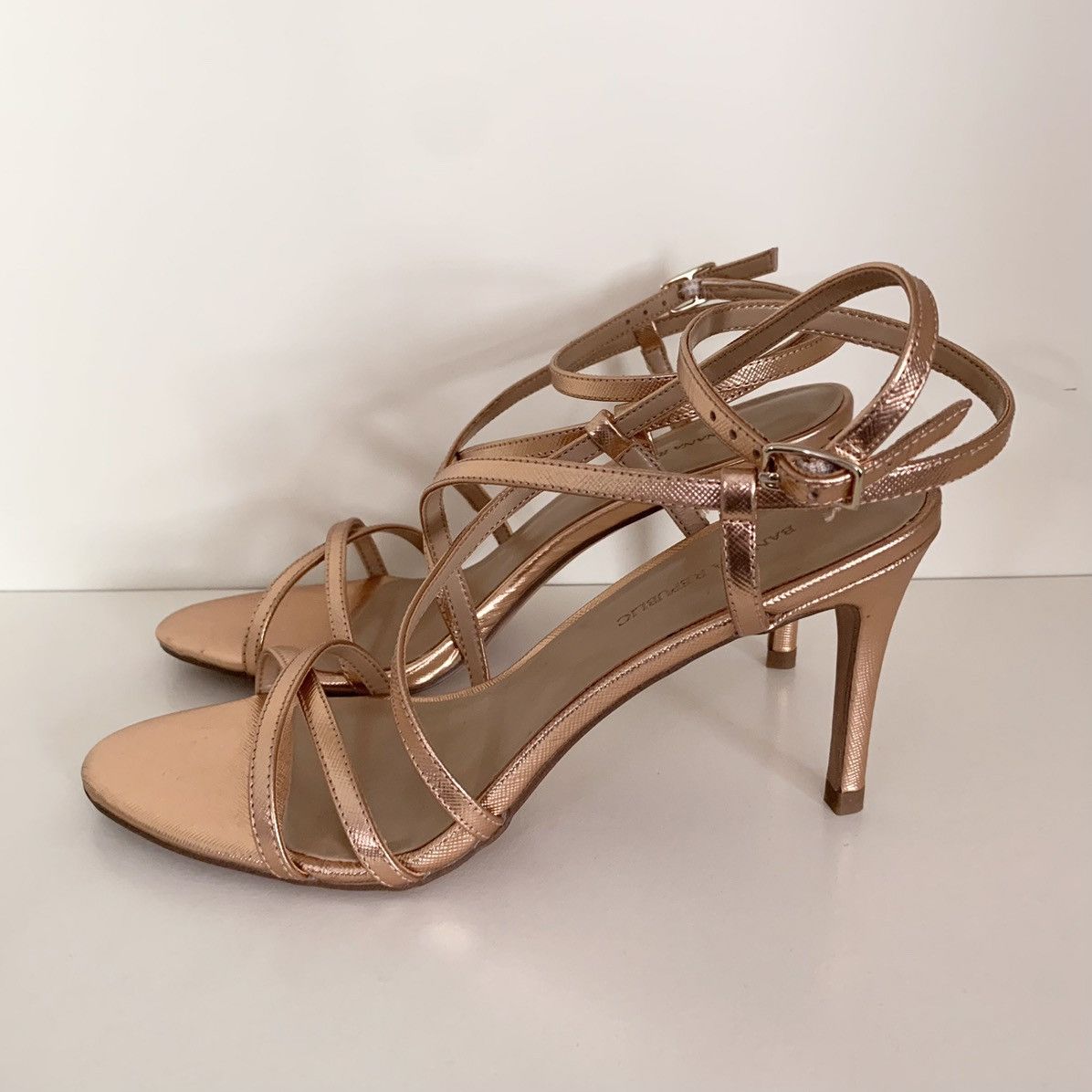 Banana Republic Banana republic Rose gold leather strappy heels size 6 Size US 6 / IT 36 - 10 Thumbnail
