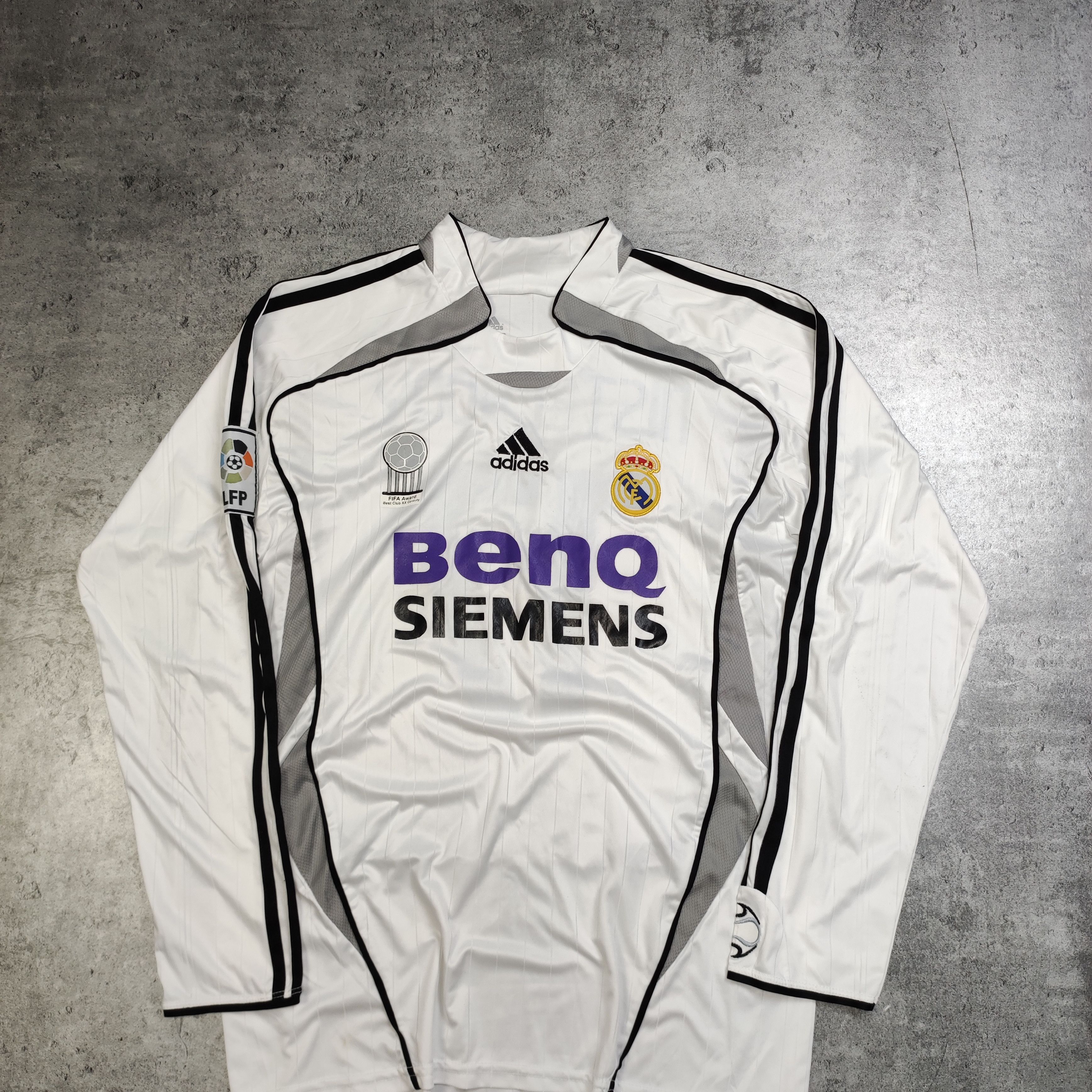 RARE 2006 Real Madrid Van Nistelrooy #17 Long Home Jersey