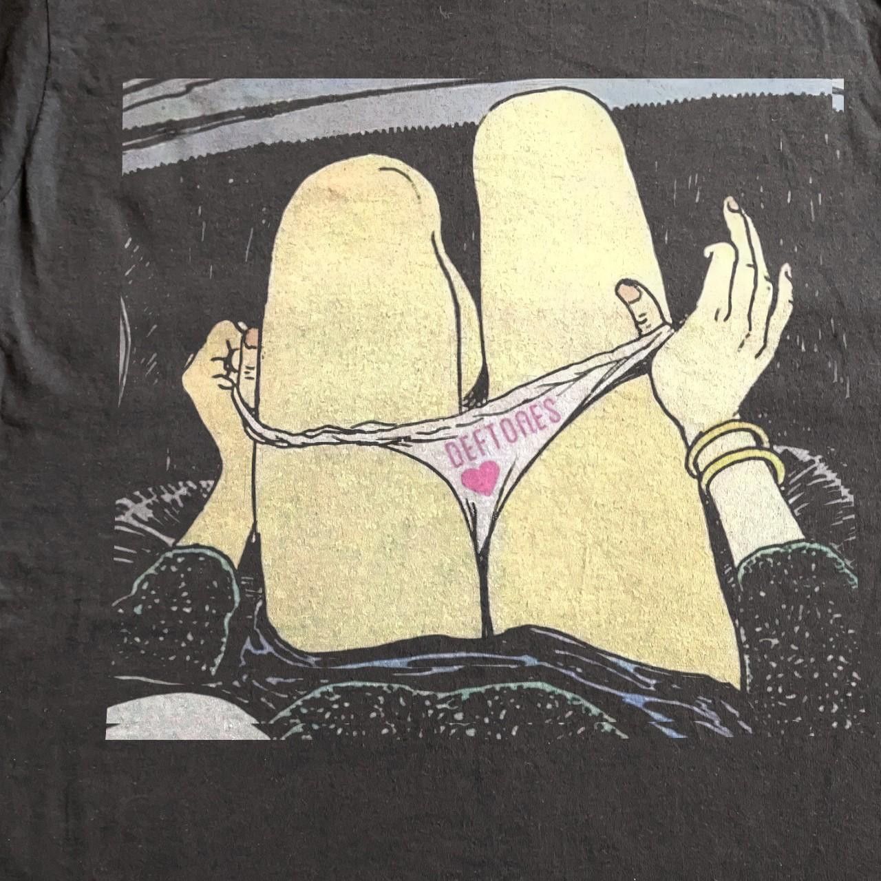 Gildan Deftones Gildan Men's Black T-shirt Size US M / EU 48-50 / 2 - 2 Thumbnail