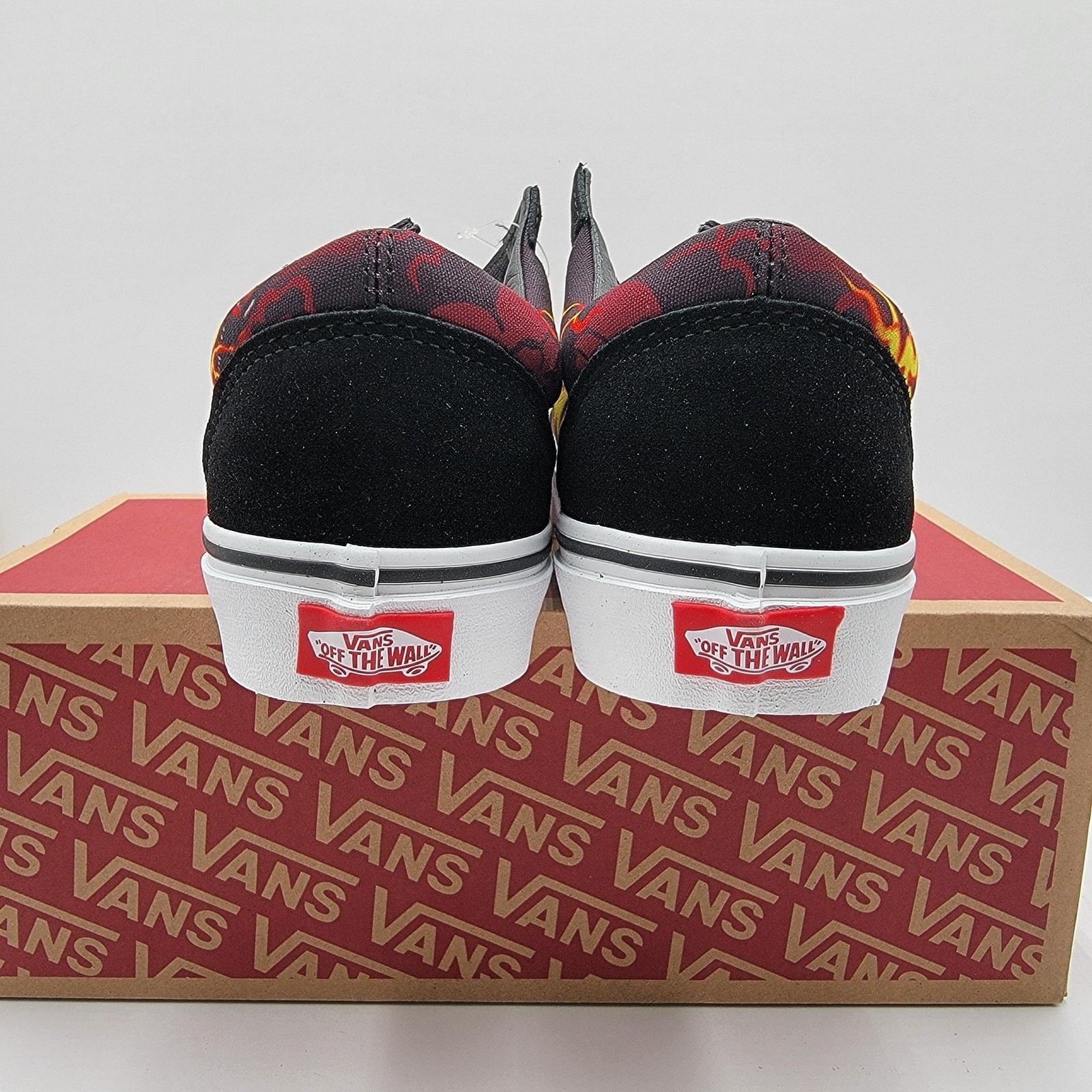 Vans Vans Old Skool Mens Sz 13 Black Samurai Rising Flames Skate Size US 13 / EU 46 - 4 Thumbnail