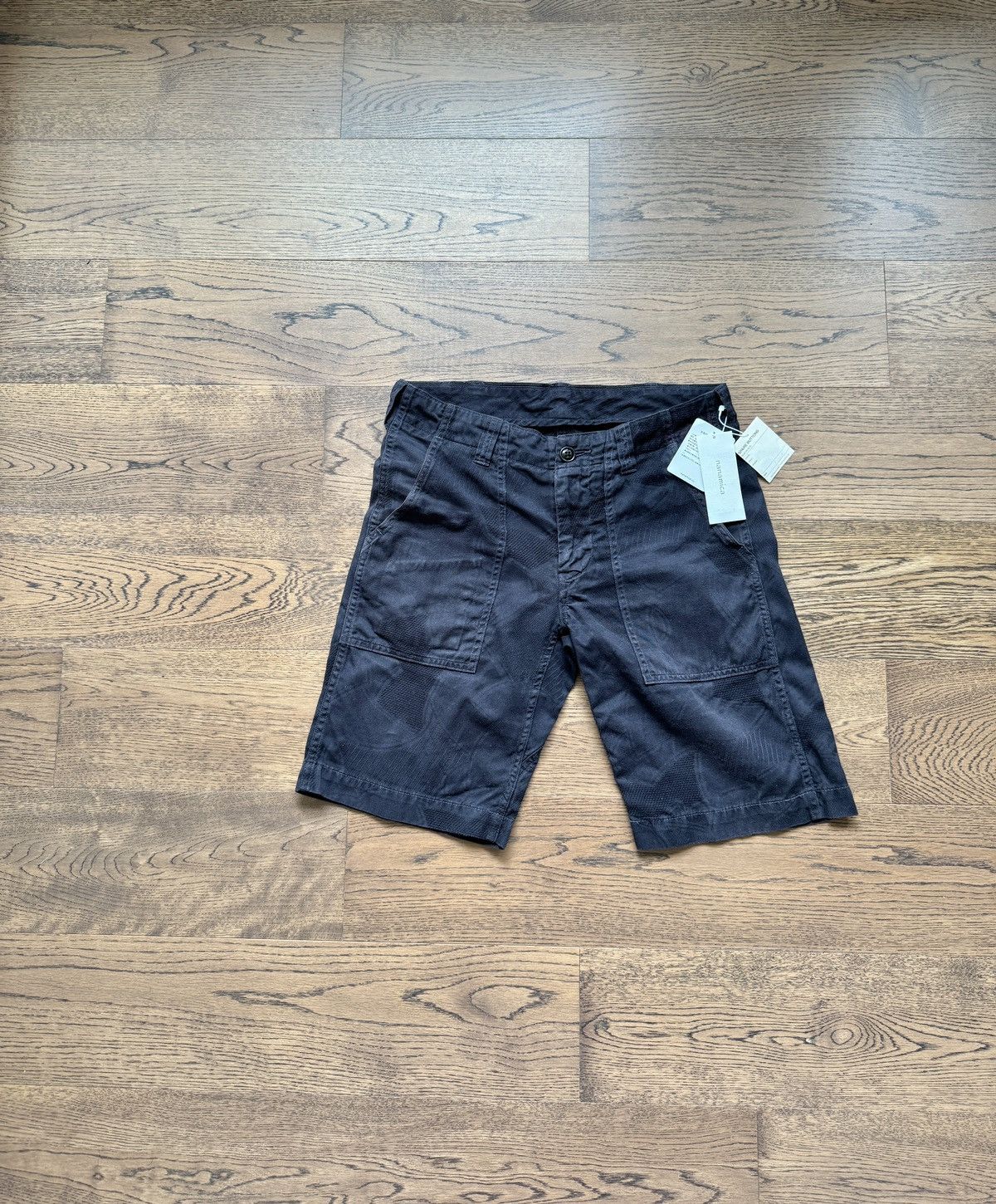 Nanamica Nanamica Japan Mens Navy Subtle Pattern Summer Cotton Shorts Size US 30 / EU 46 - 1 Thumbnail